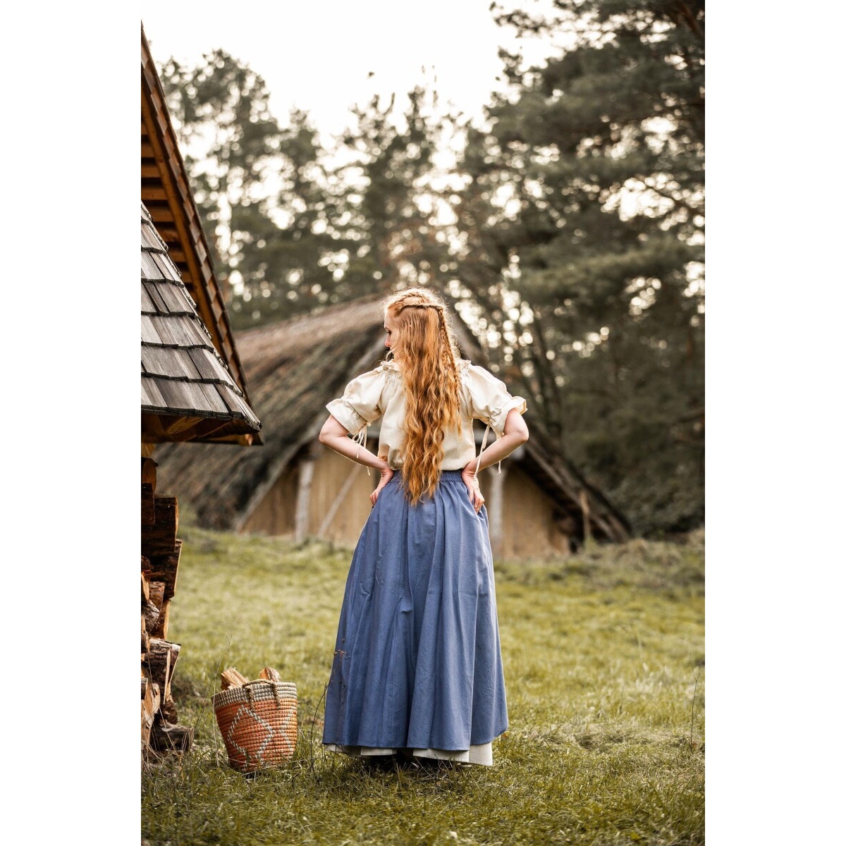 Medeltida kortärmad blus Verena beige