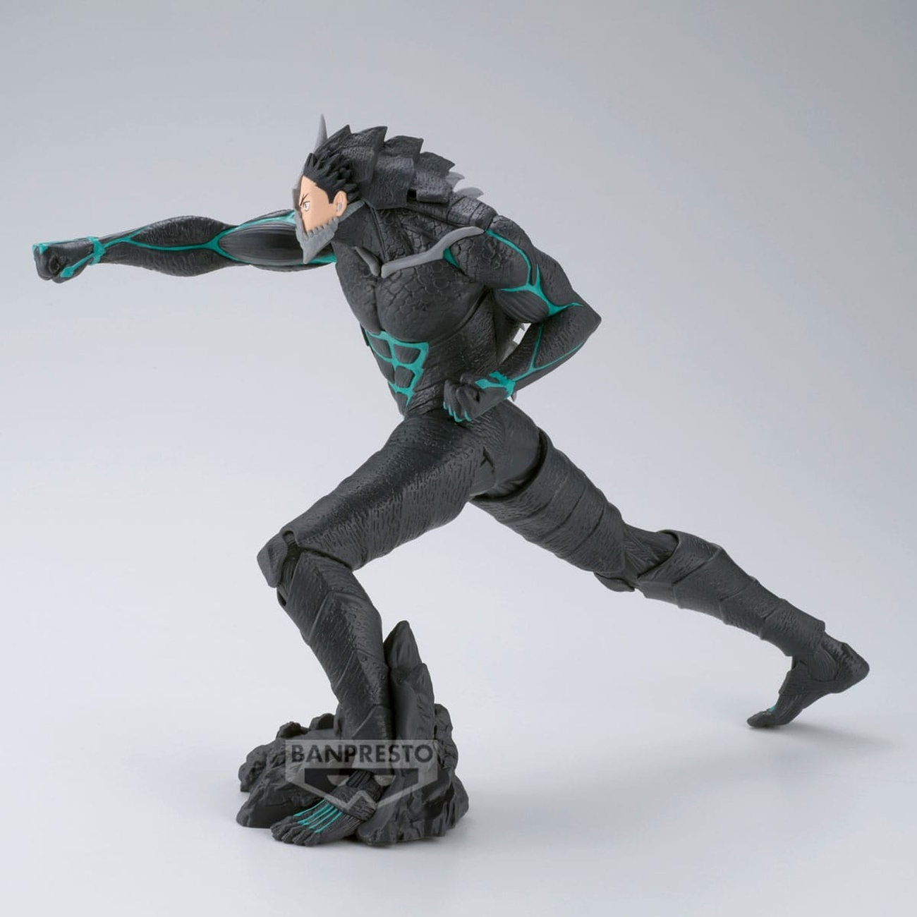 Kaiju No. 8 Grandista PVC Statue Kafka Hibino 24 cm