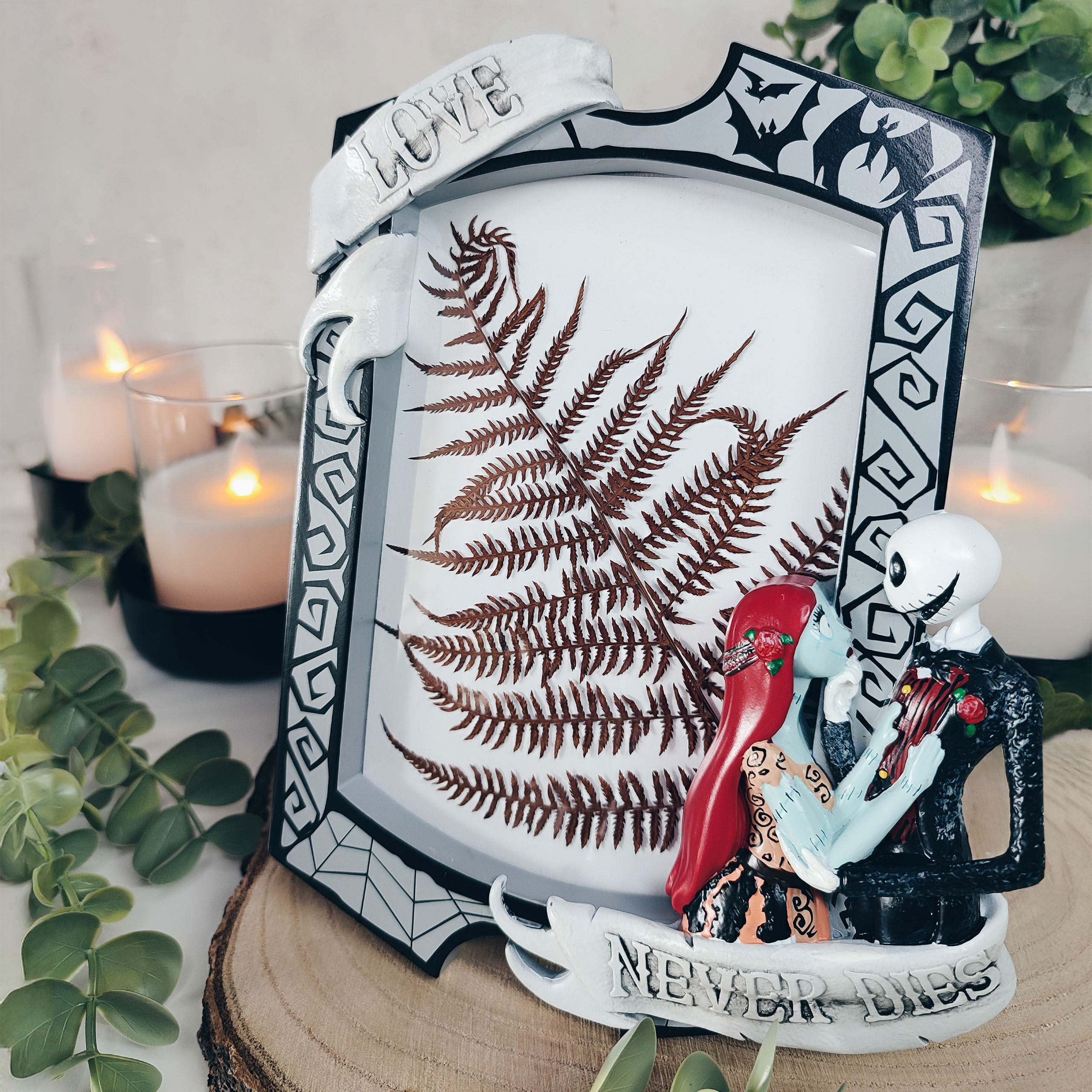 Nightmare Before Christmas - Jack and Sally Picture Frame