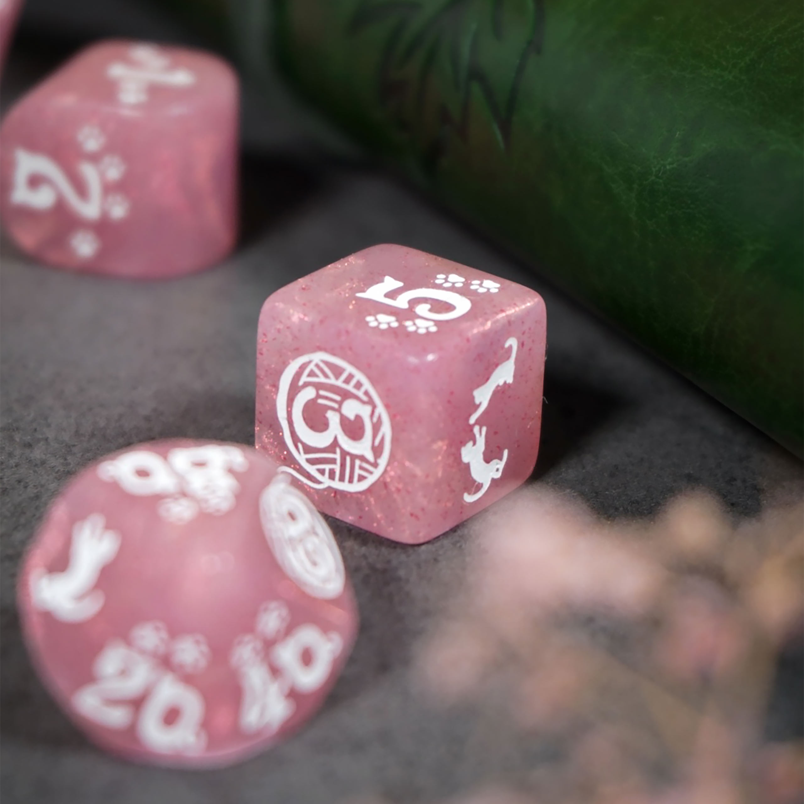Cats - Daisy Glitter RPG Dice Set 7pcs