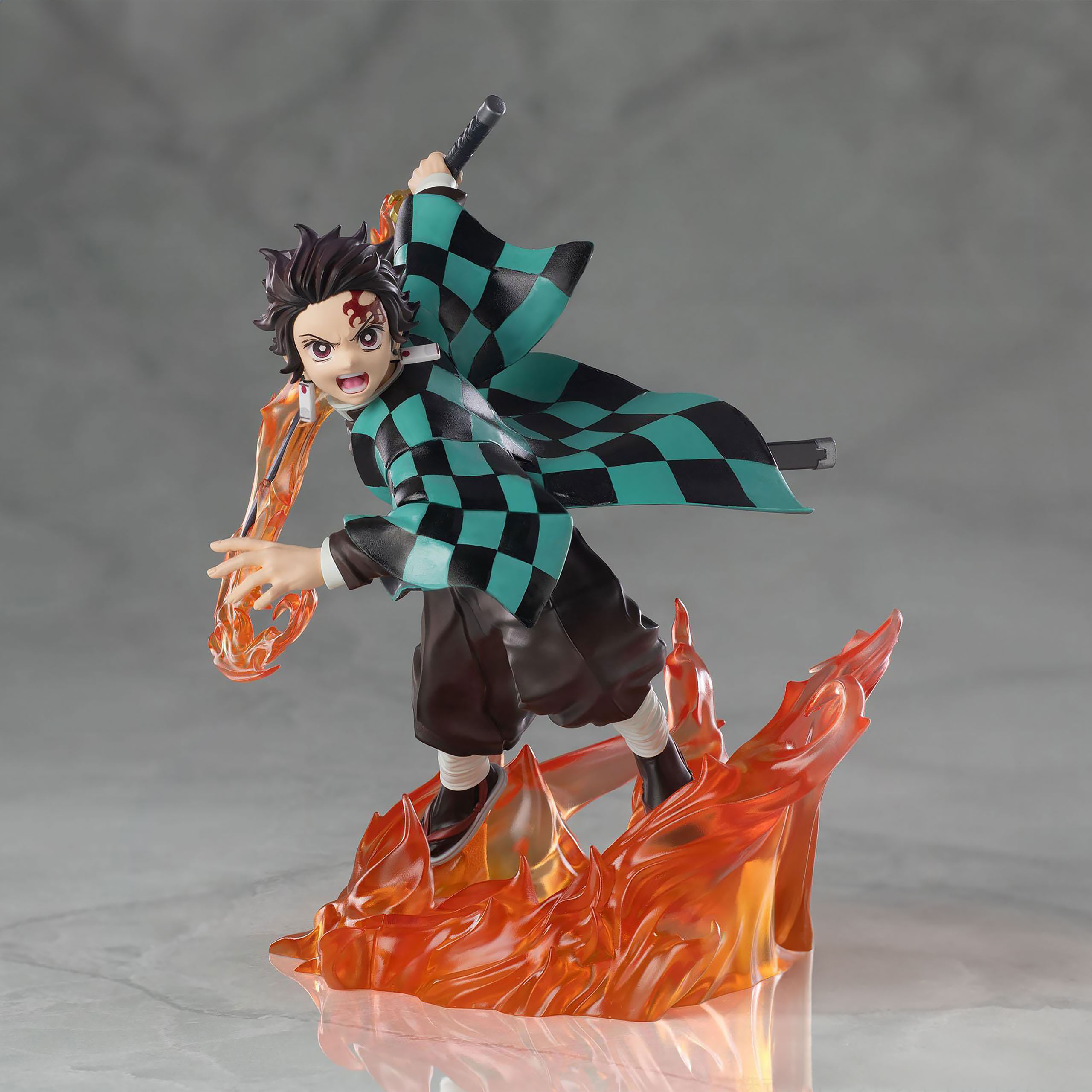 Demon Slayer - Tanjiro Kamado Xross Link Anime Figure