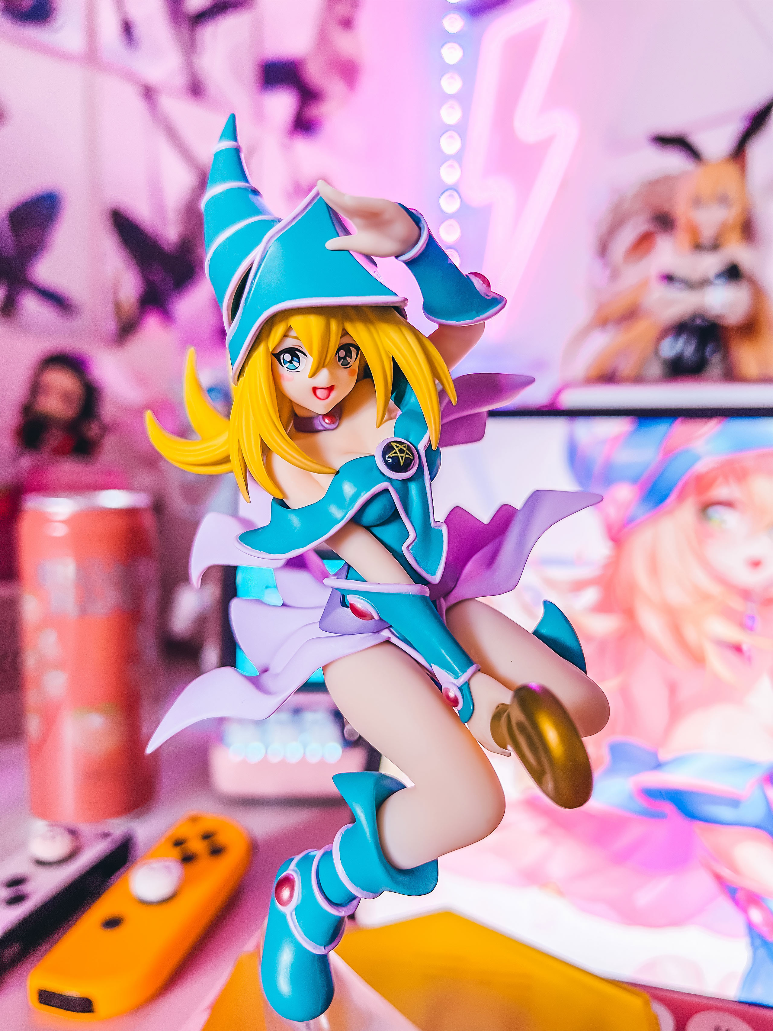 Yu Gi Oh Dark Magician Girl Figure Elbenwald