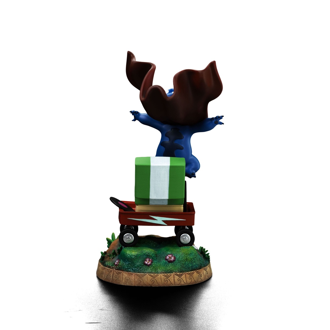 Lilo & Stitch Figurka Art Scale 1/10 Stitch Laundry 19 cm