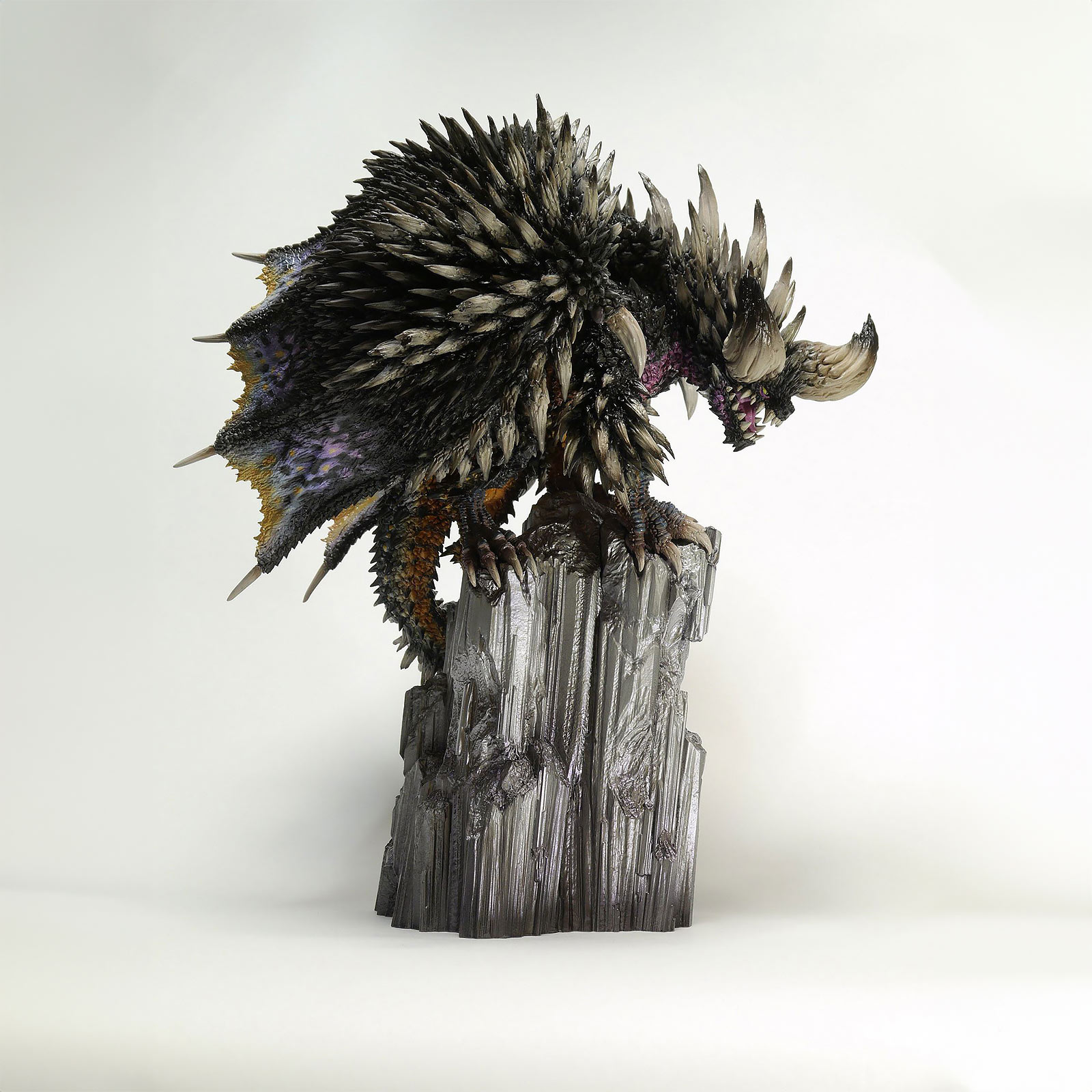 Monster Hunter - Statue Nergigante Créateurs Modèle Version Revente