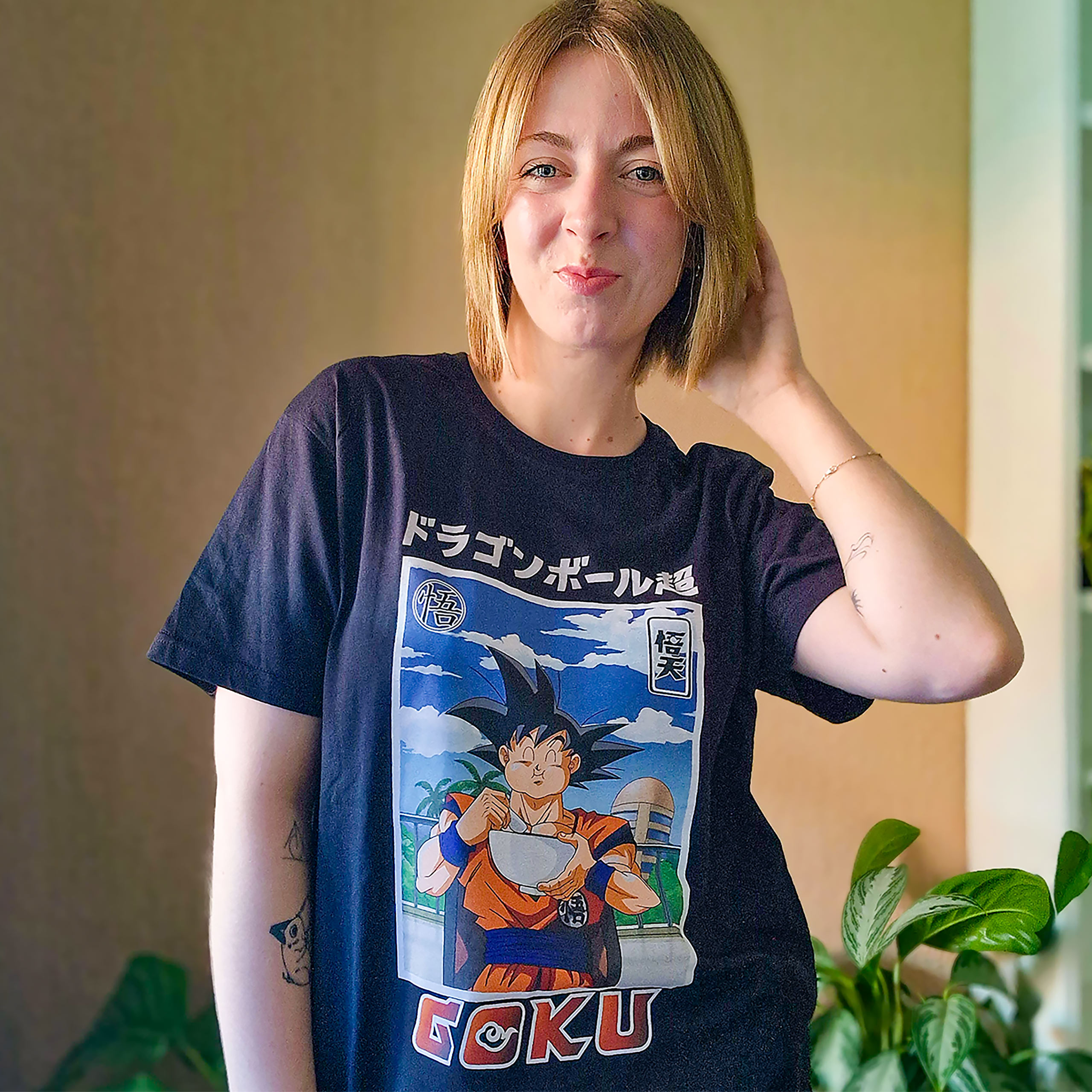 Dragon Ball - Goku Eat T-Shirt schwarz