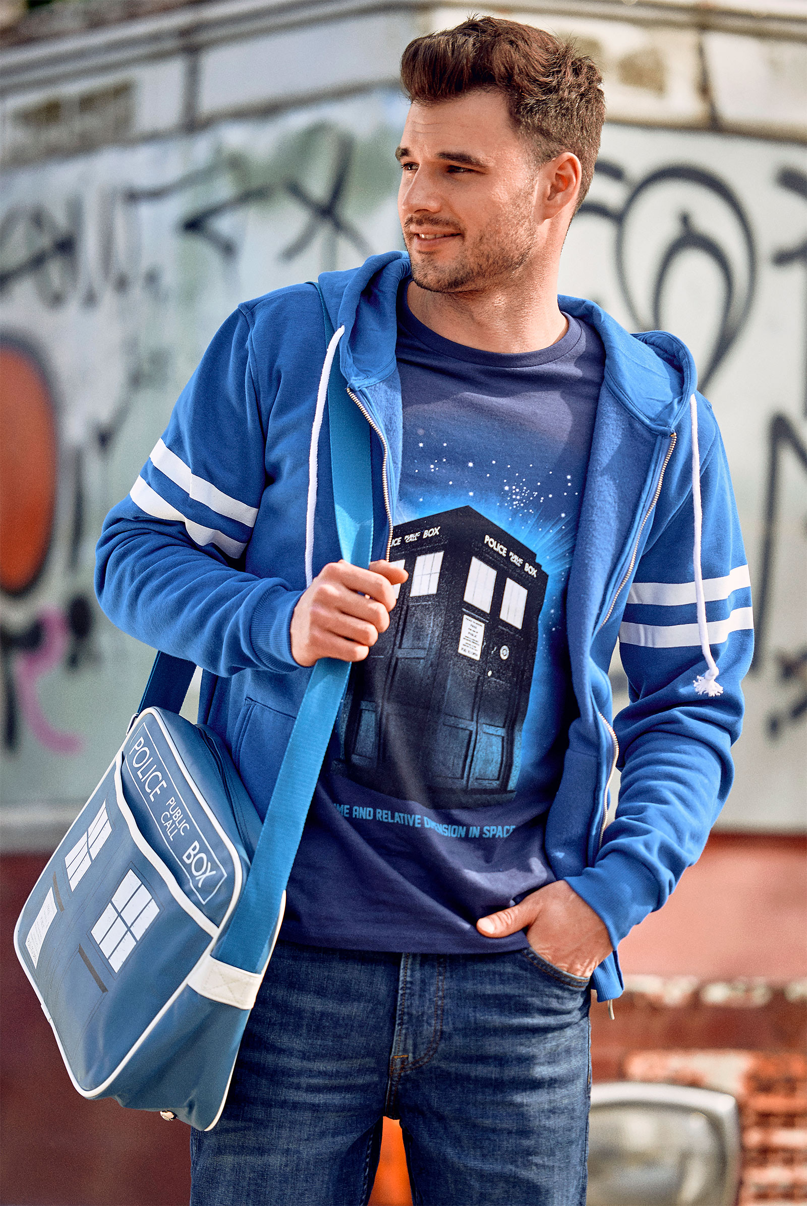Doctor Who - Tardis Space T-Shirt blau