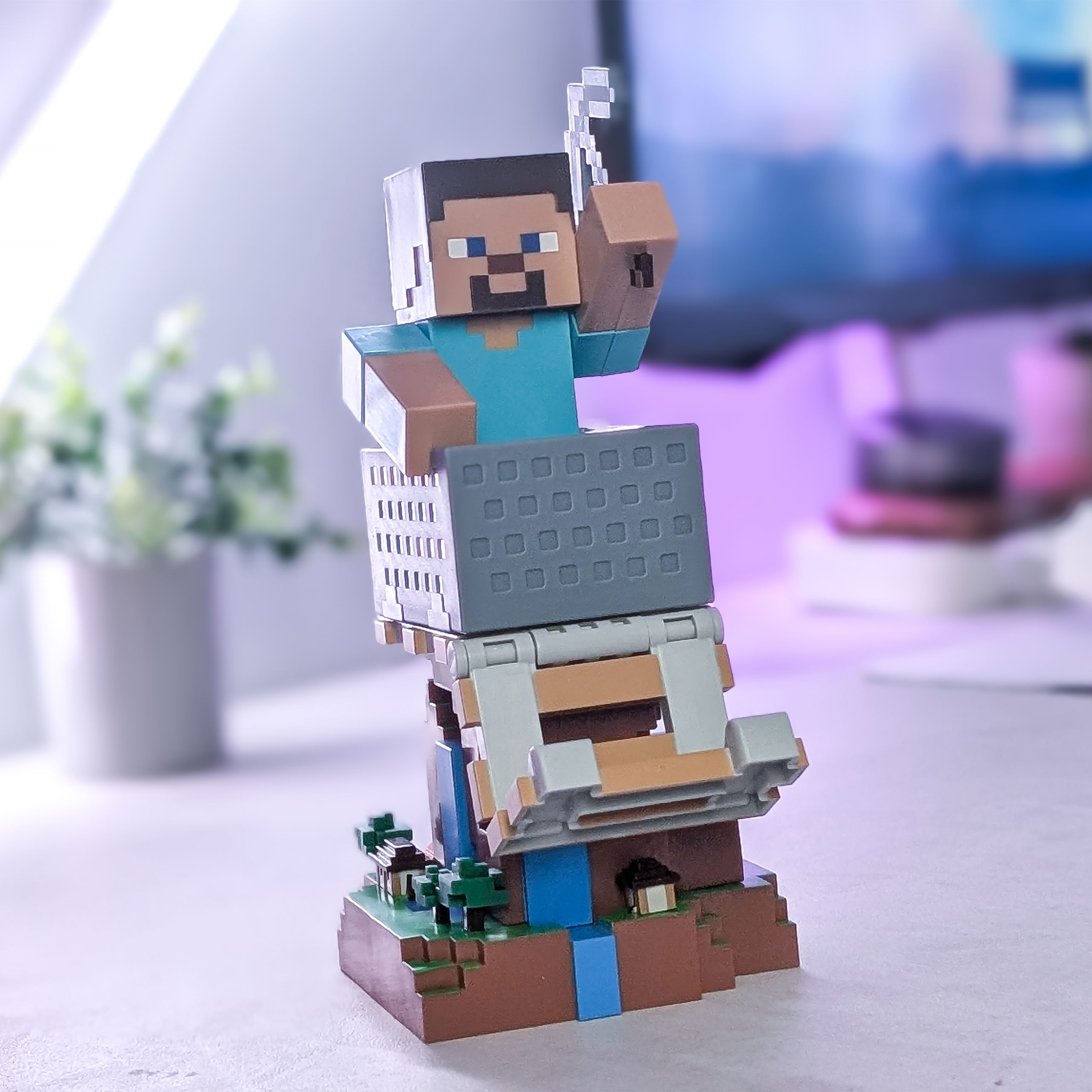 Minecraft - Steve Cable Guy Figure