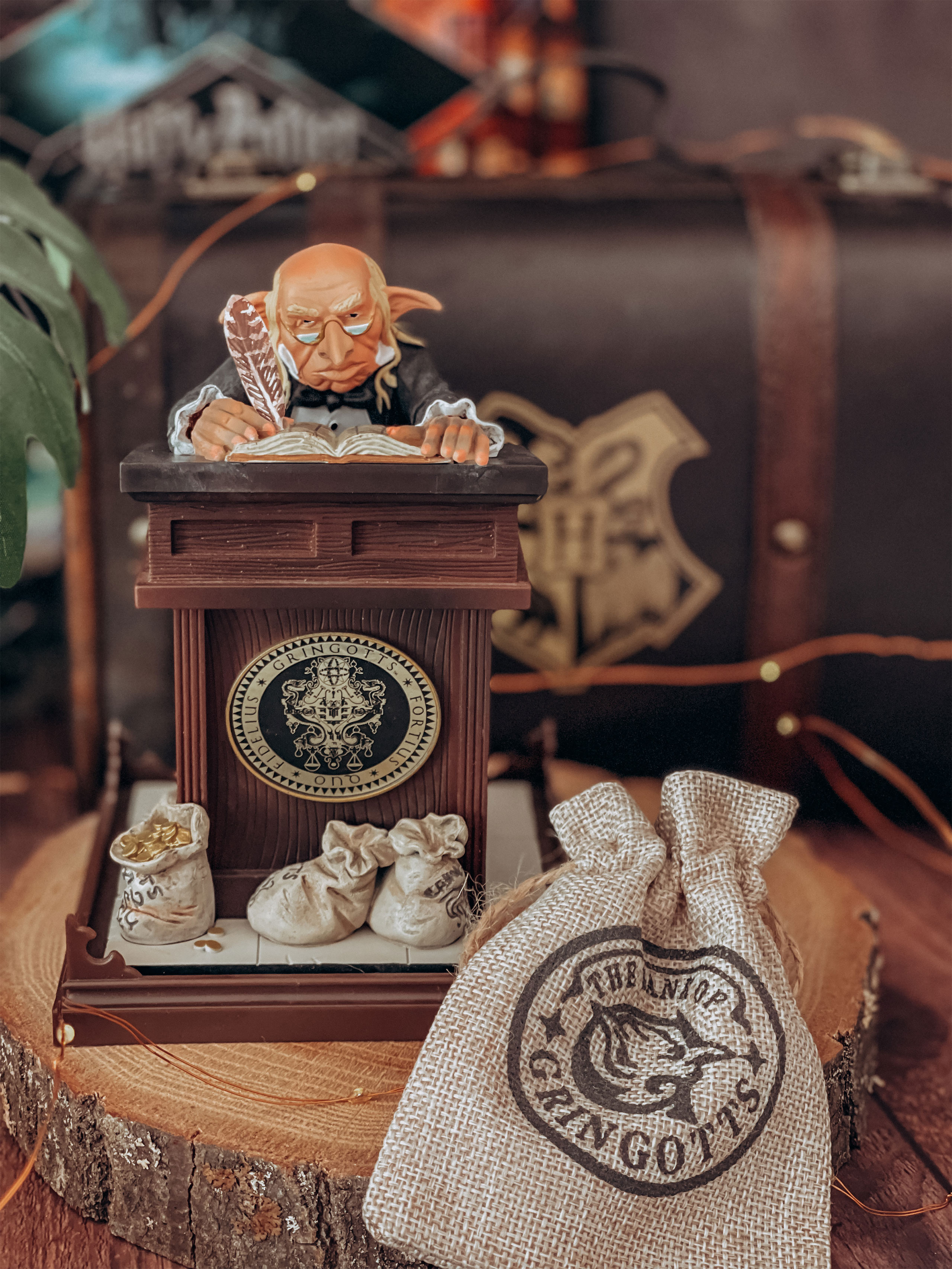 Gringotts Goblin - Harry Potter Magical Beasts Figurine
