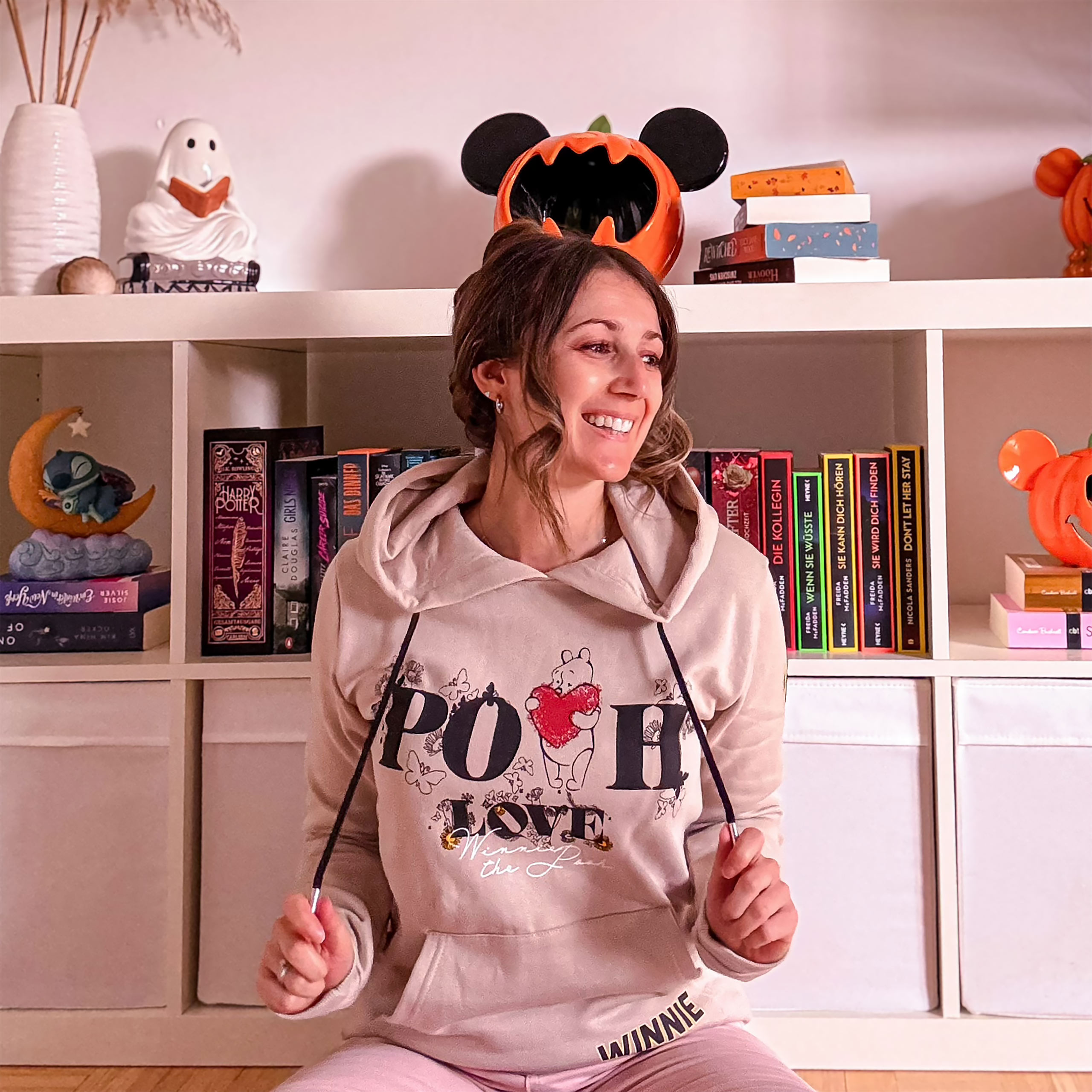 Winnie l’Ourson - Sweat à capuche Pooh Love beige