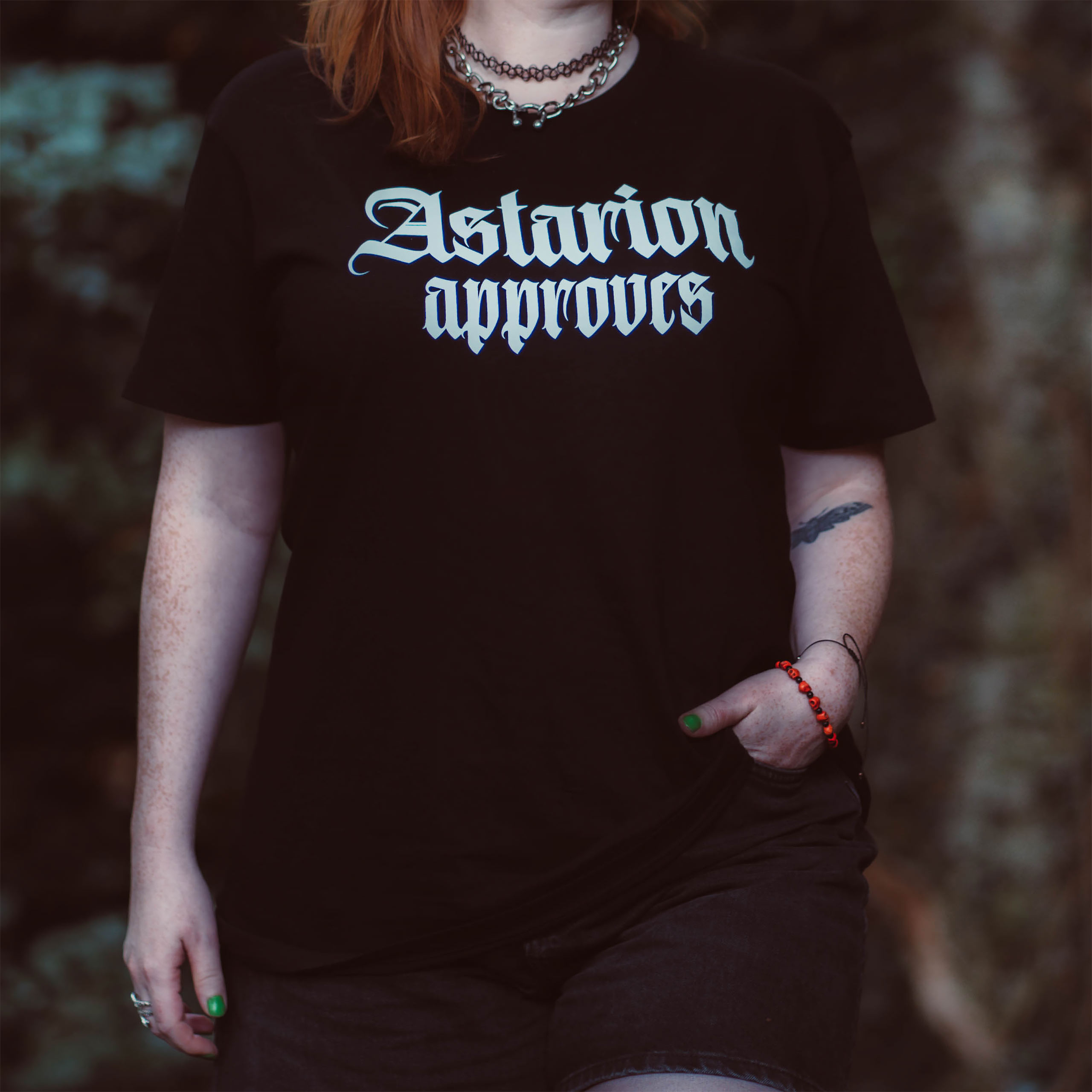 Astarion Approves T-Shirt für Baldur's Gate Fans