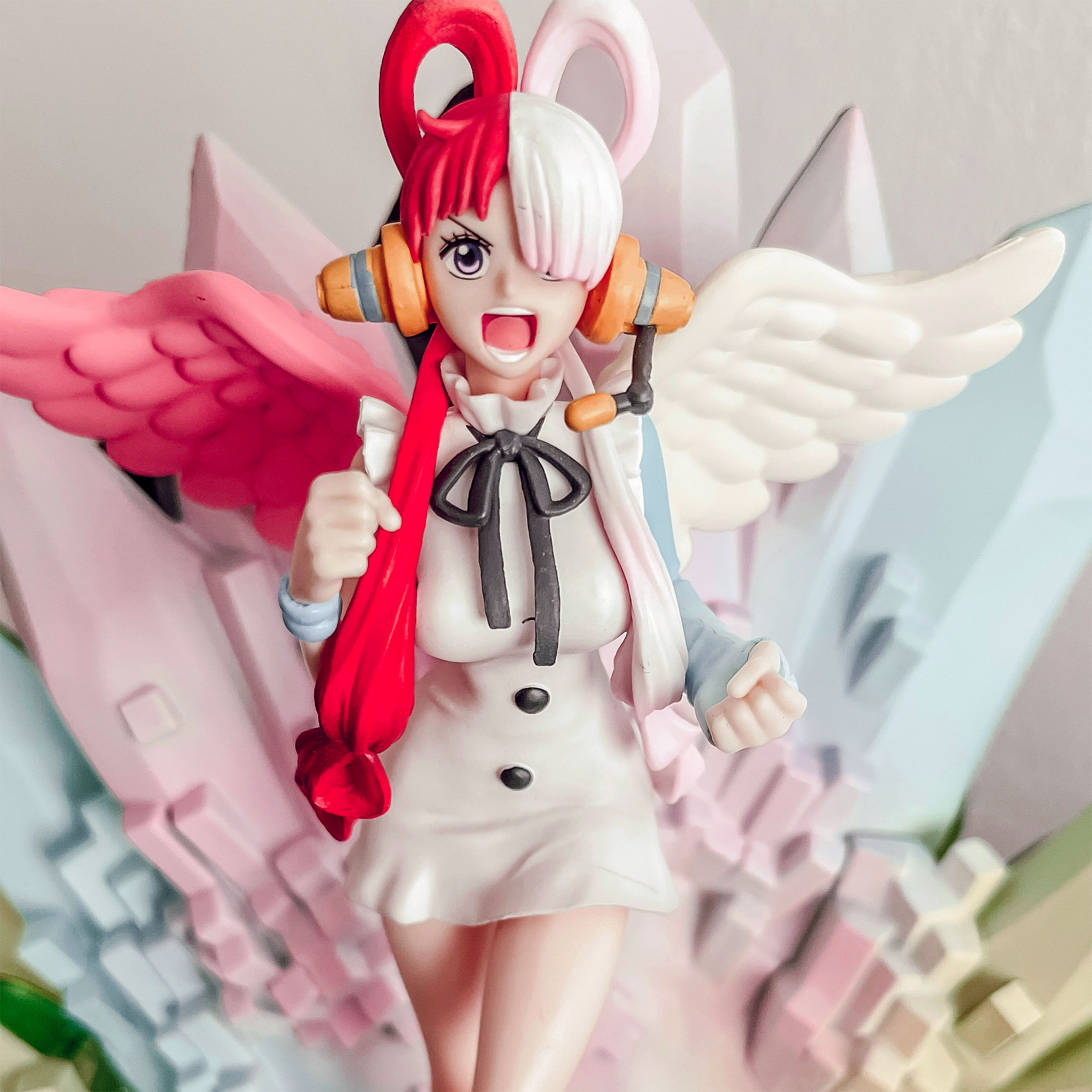 One Piece Red - Shanks & Uta Diorama Figur
