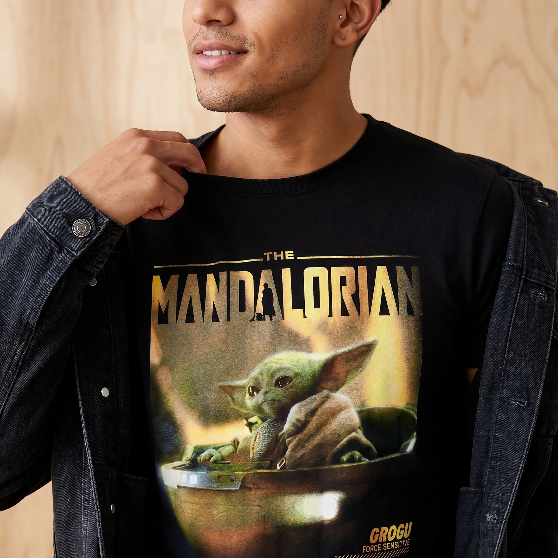 Camiseta Grogu negra - Star Wars The Mandalorian