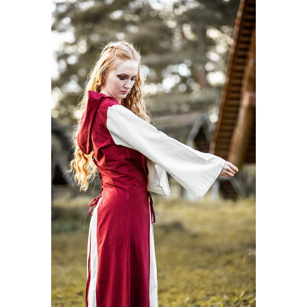 Medieval Dress Genefe red-beige