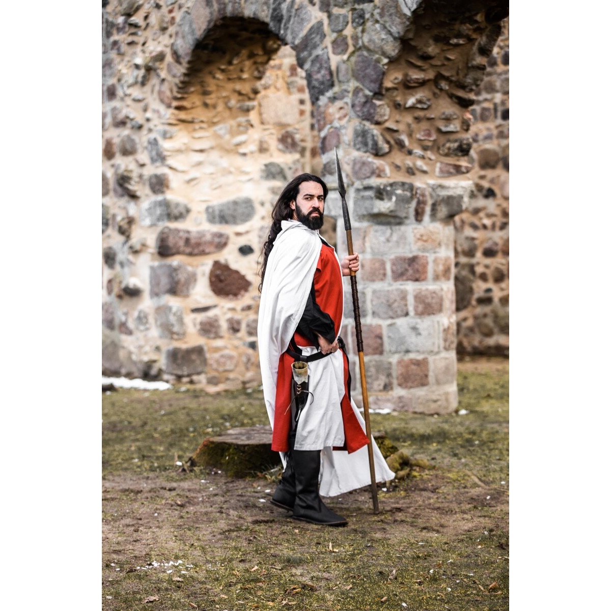 Capa medieval del caballero templario Arnulf blanco-rojo