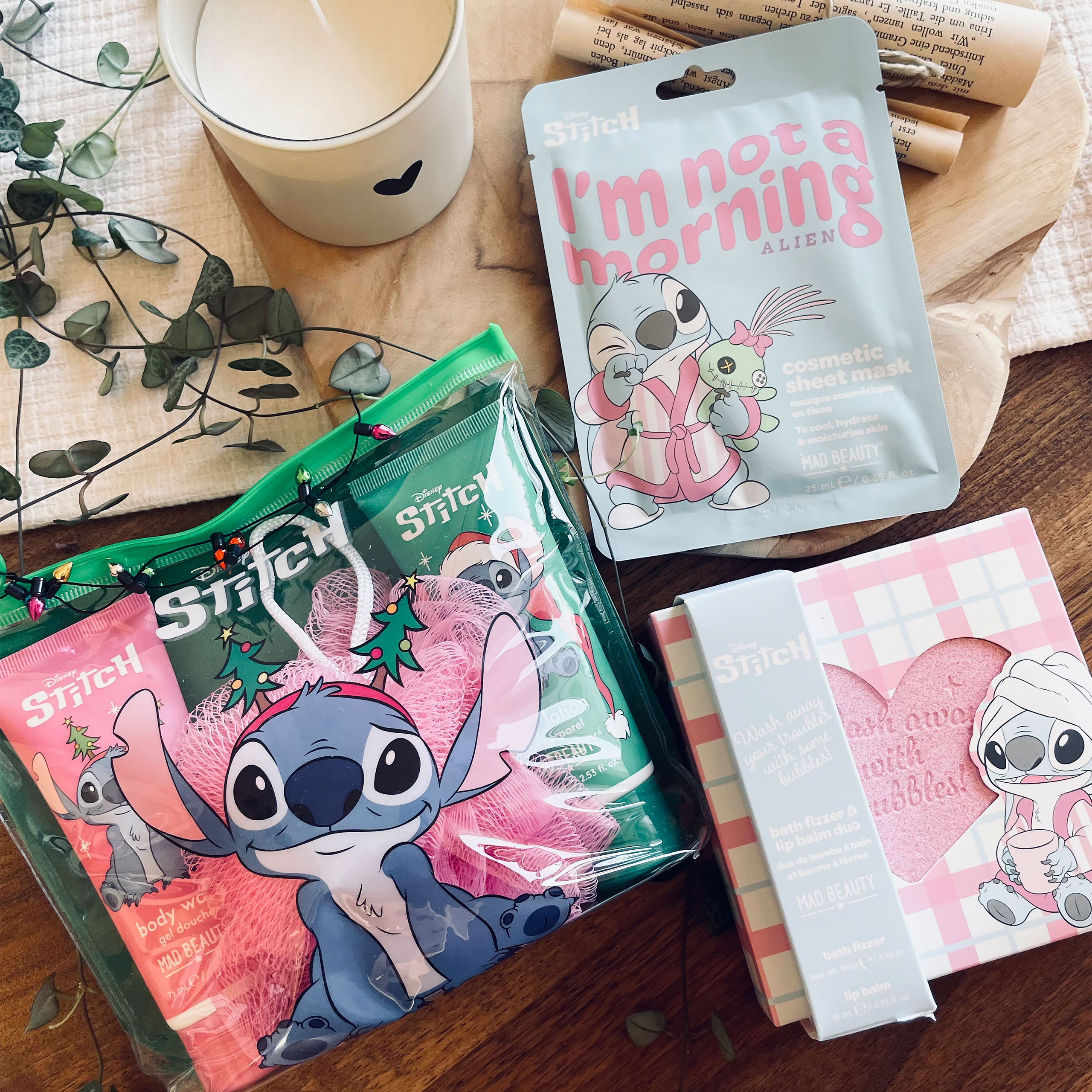 Set cosmético Stitch de bálsamo labial y bomba efervescente de baño - Lilo & Stitch