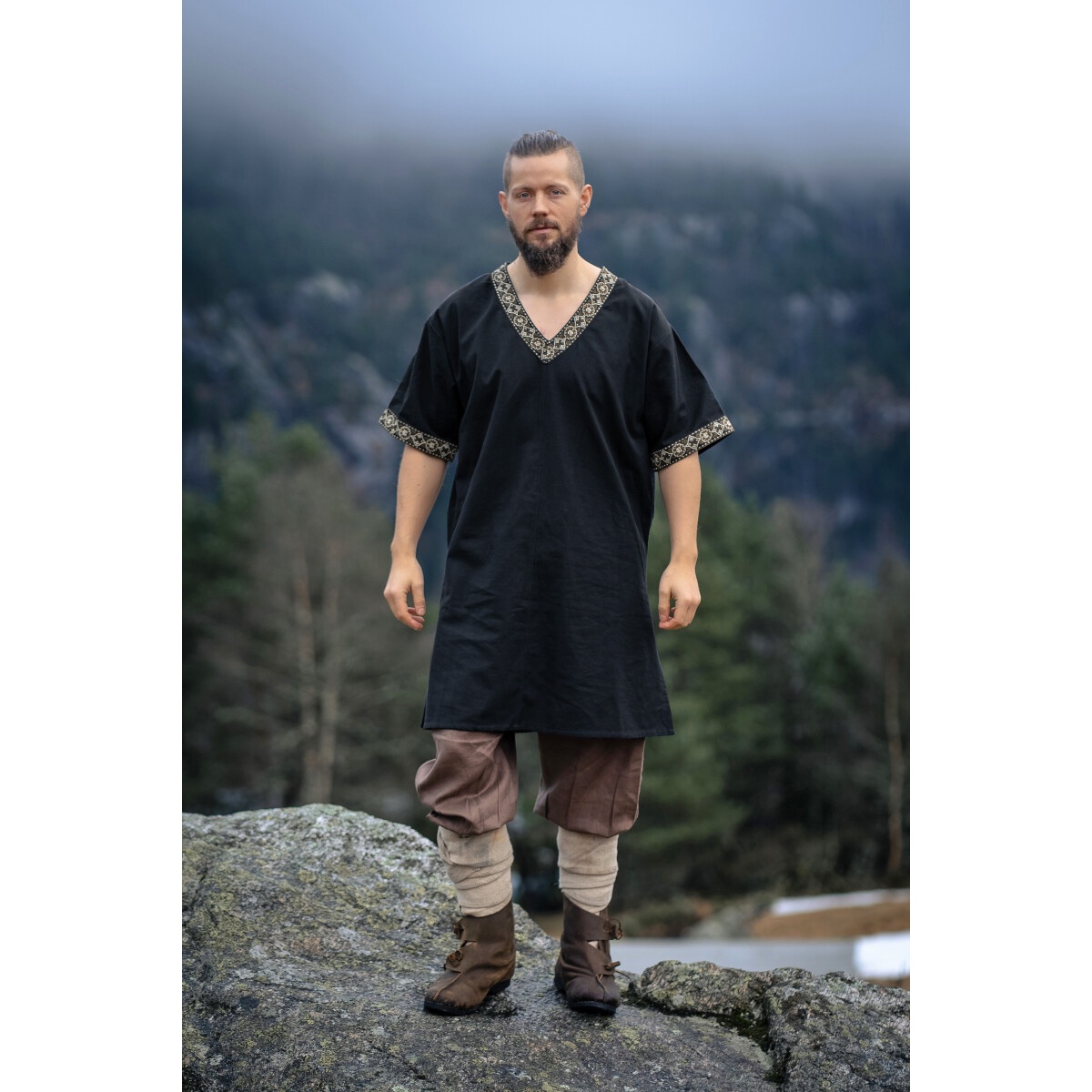 Medieval Short-Sleeve Tunic Loki black