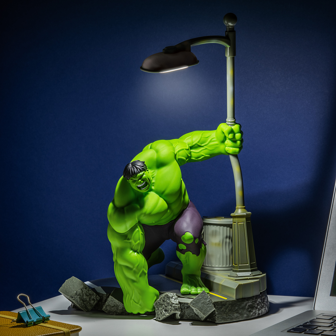 Hulk – Lampada da tavolo