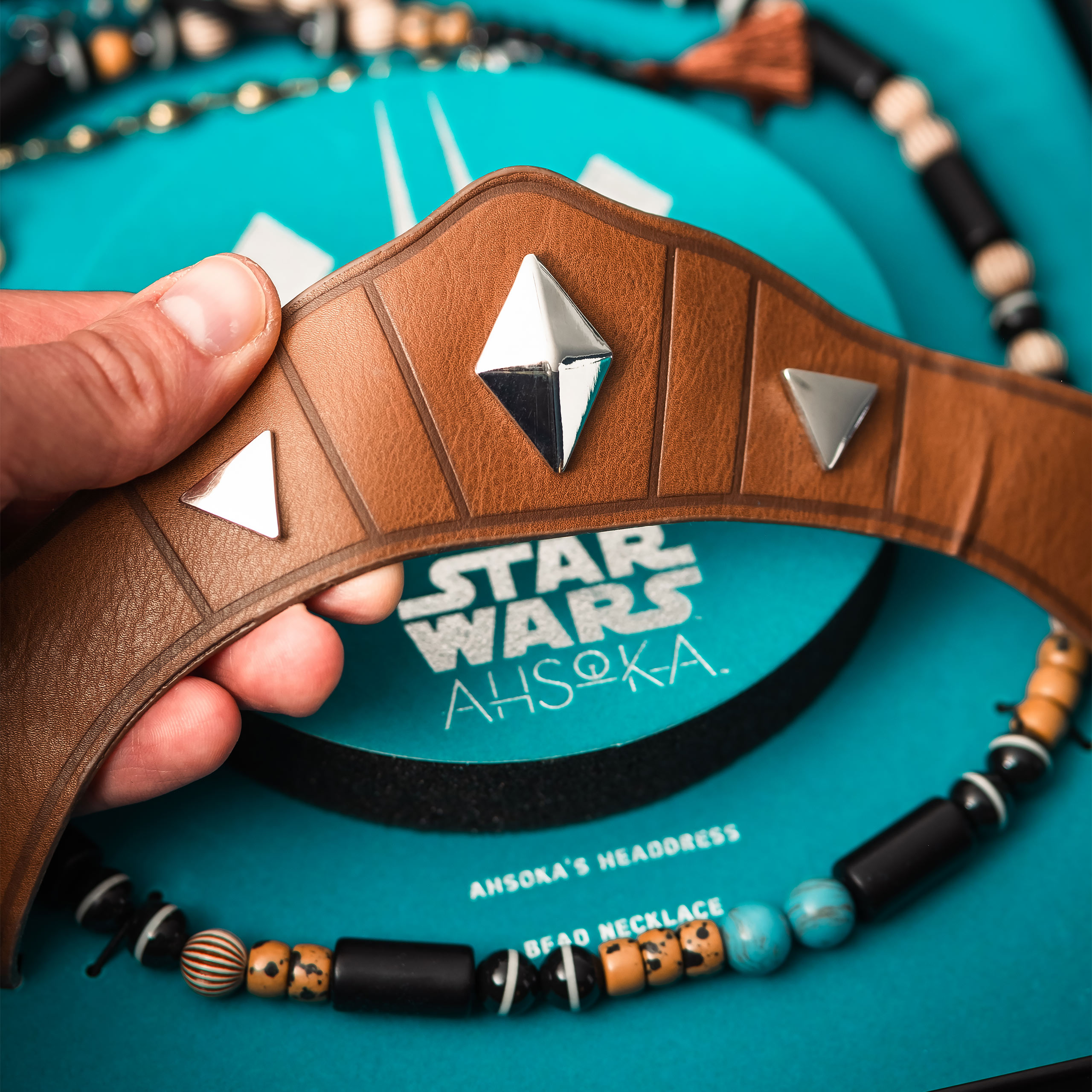 Star Wars - Ahsoka Stirnband und Gürtelperlen Replik limitiert