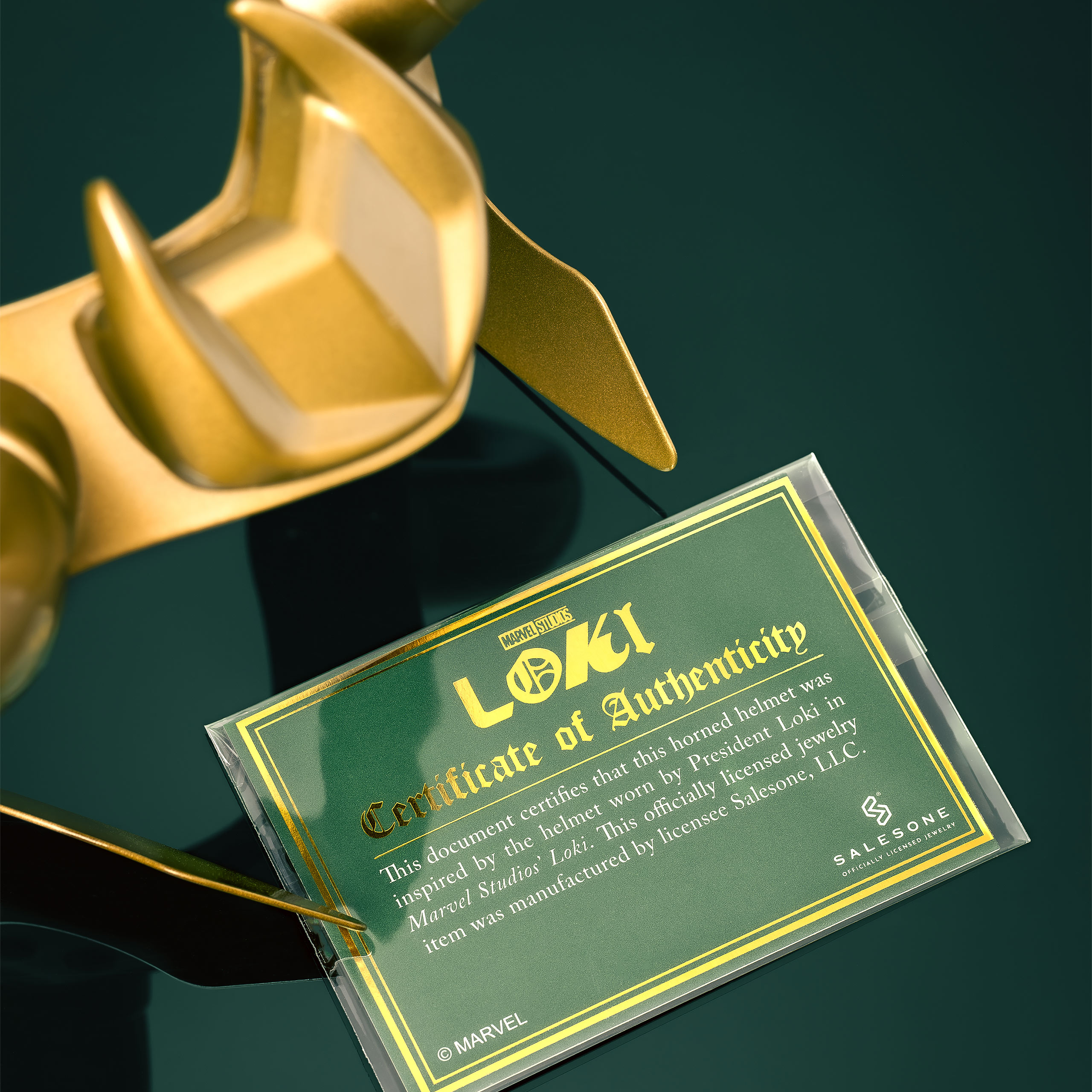Loki - Réplique du Casque Maître de la Malice