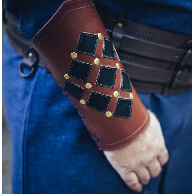 Medeltida läderarmskena Orm brun-svart