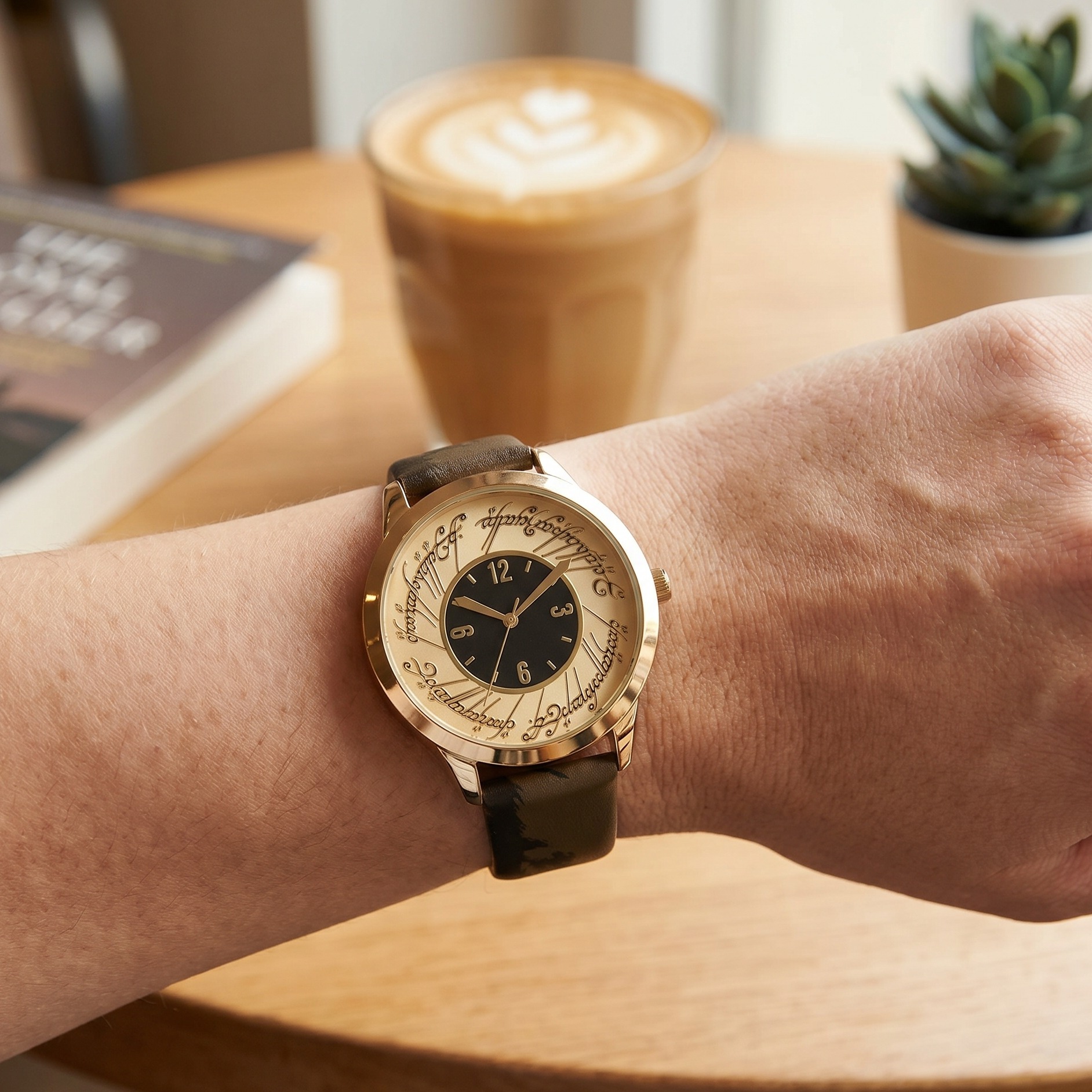 In de Ban van de Ring - De Ene Ring Horloge