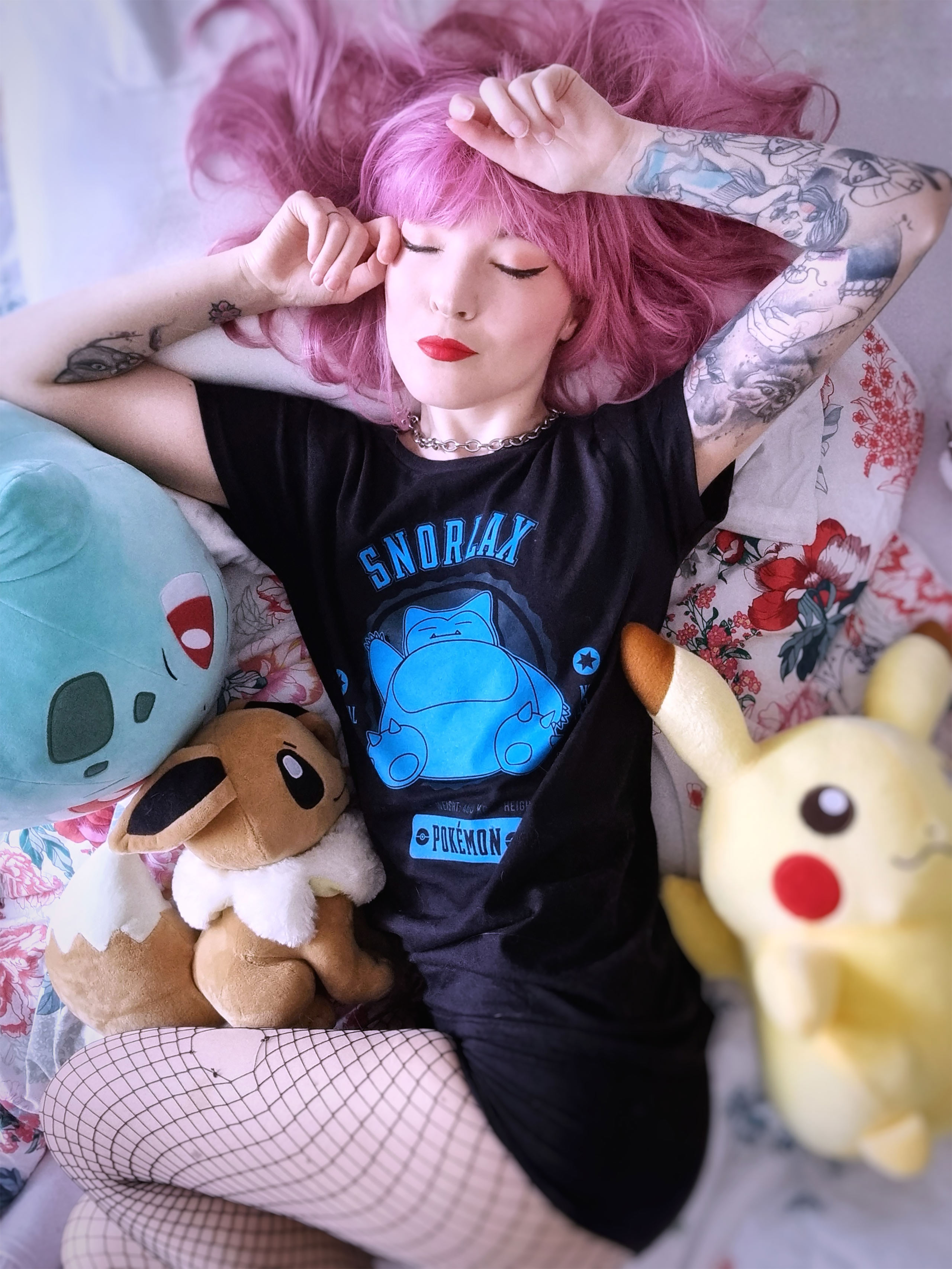 Pokemon - Relaxo College T-Shirt schwarz