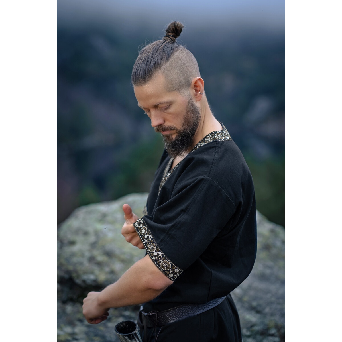 Medieval Short-Sleeve Tunic Loki black
