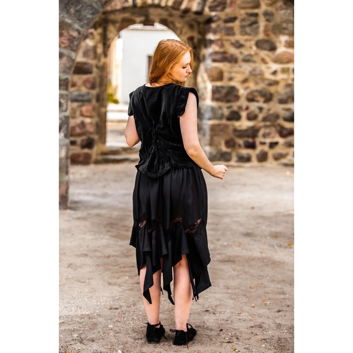 Medieval Velvet Bodice Vest Adrienne black