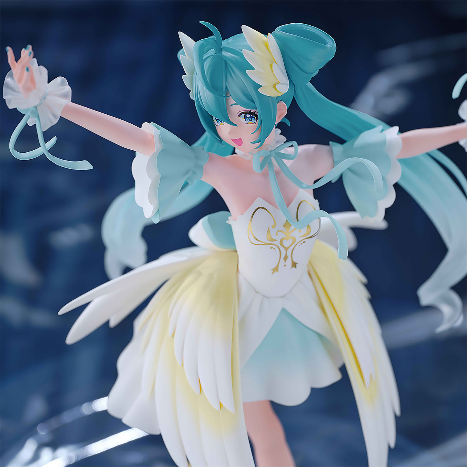 Hatsune Miku - Figurine Swan Lake Evolve