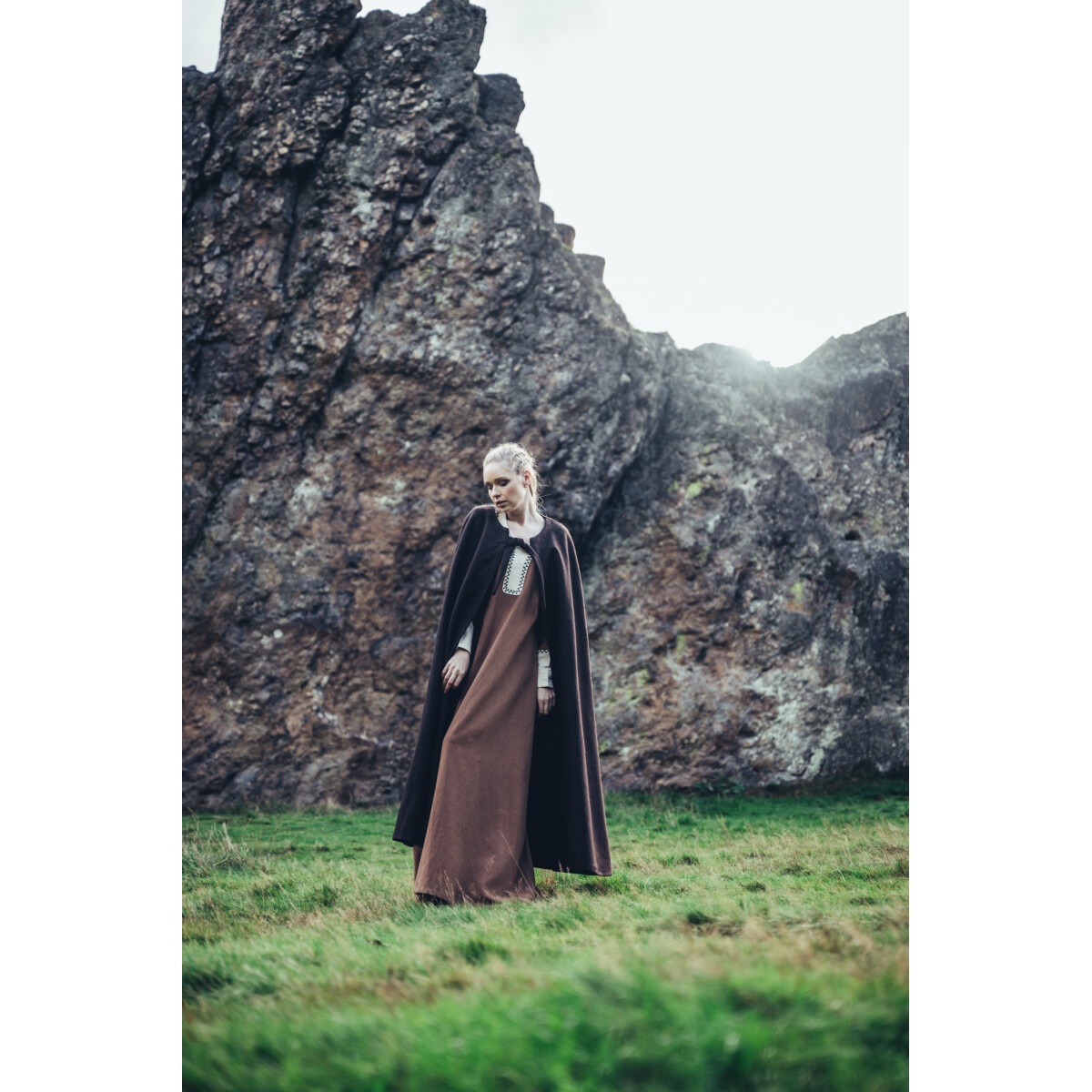 Capa medieval sin capucha Kuno