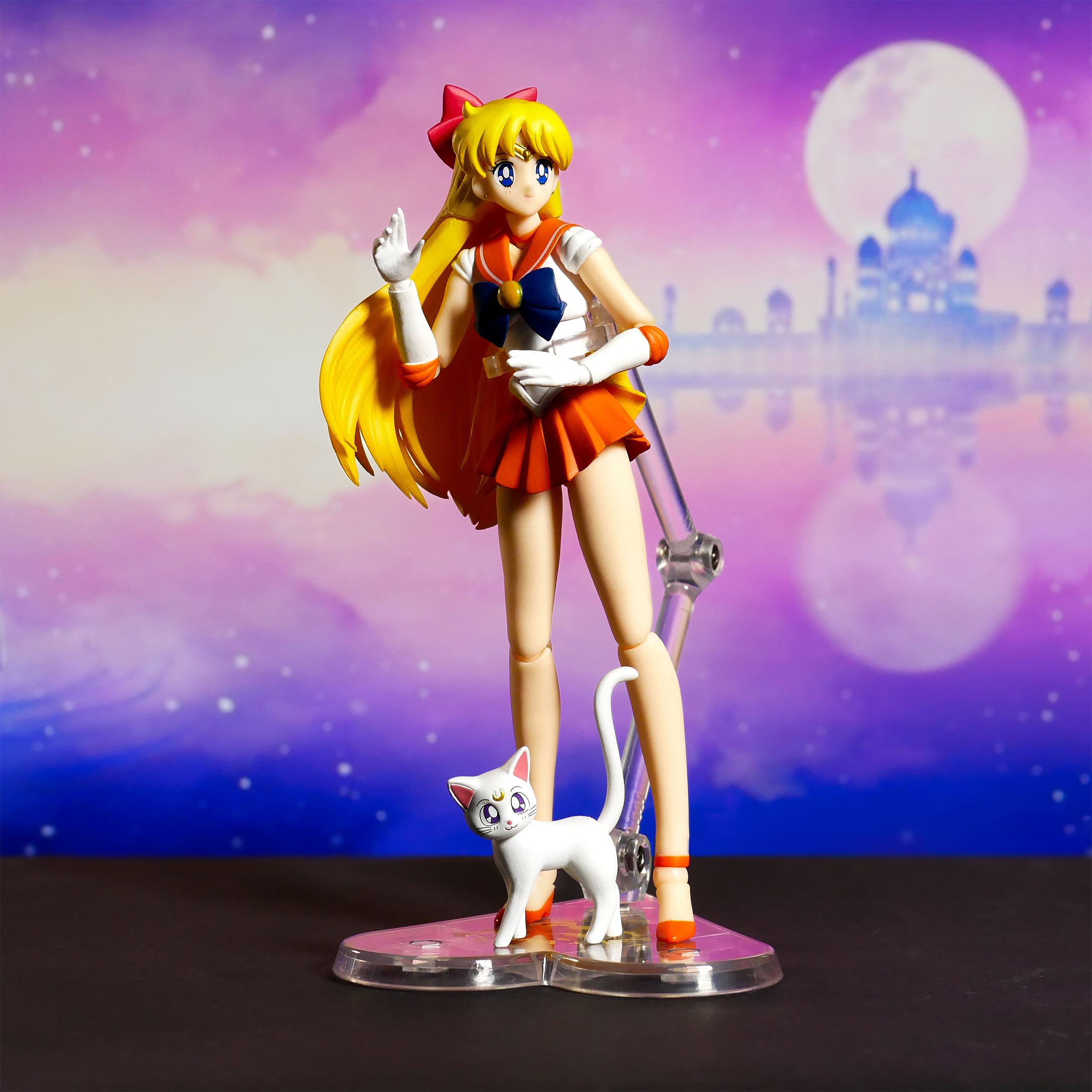 Sailor Venus mit Artemis Actionfigur Animation Color Edition - Sailor Moon