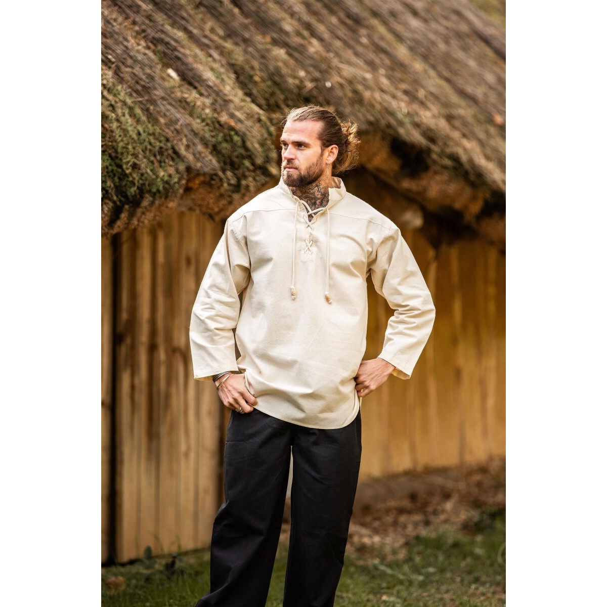 Middeleeuws Hemd Ansbert beige