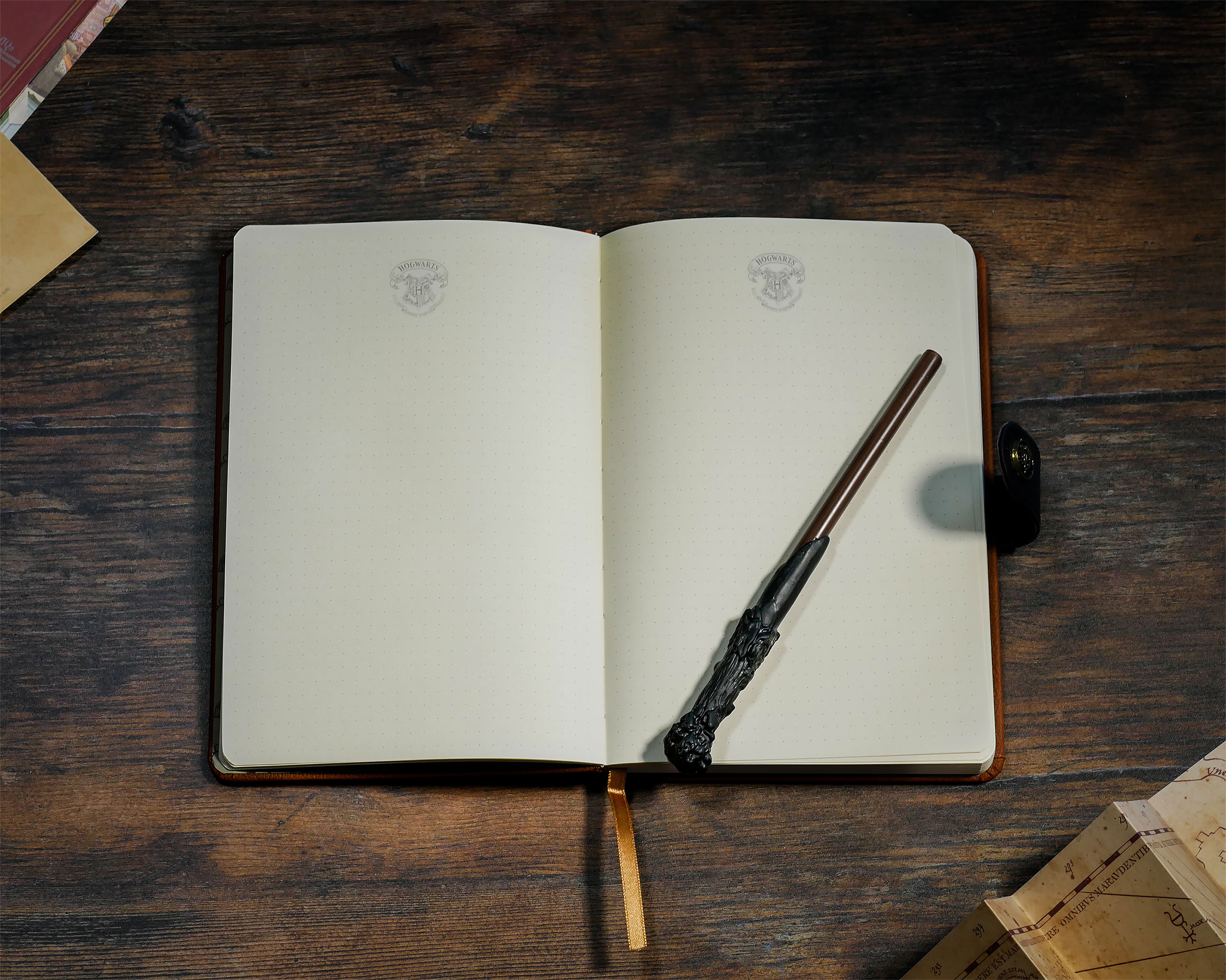 Harry Potter - Carnet de notes Poudlard avec stylo baguette A5