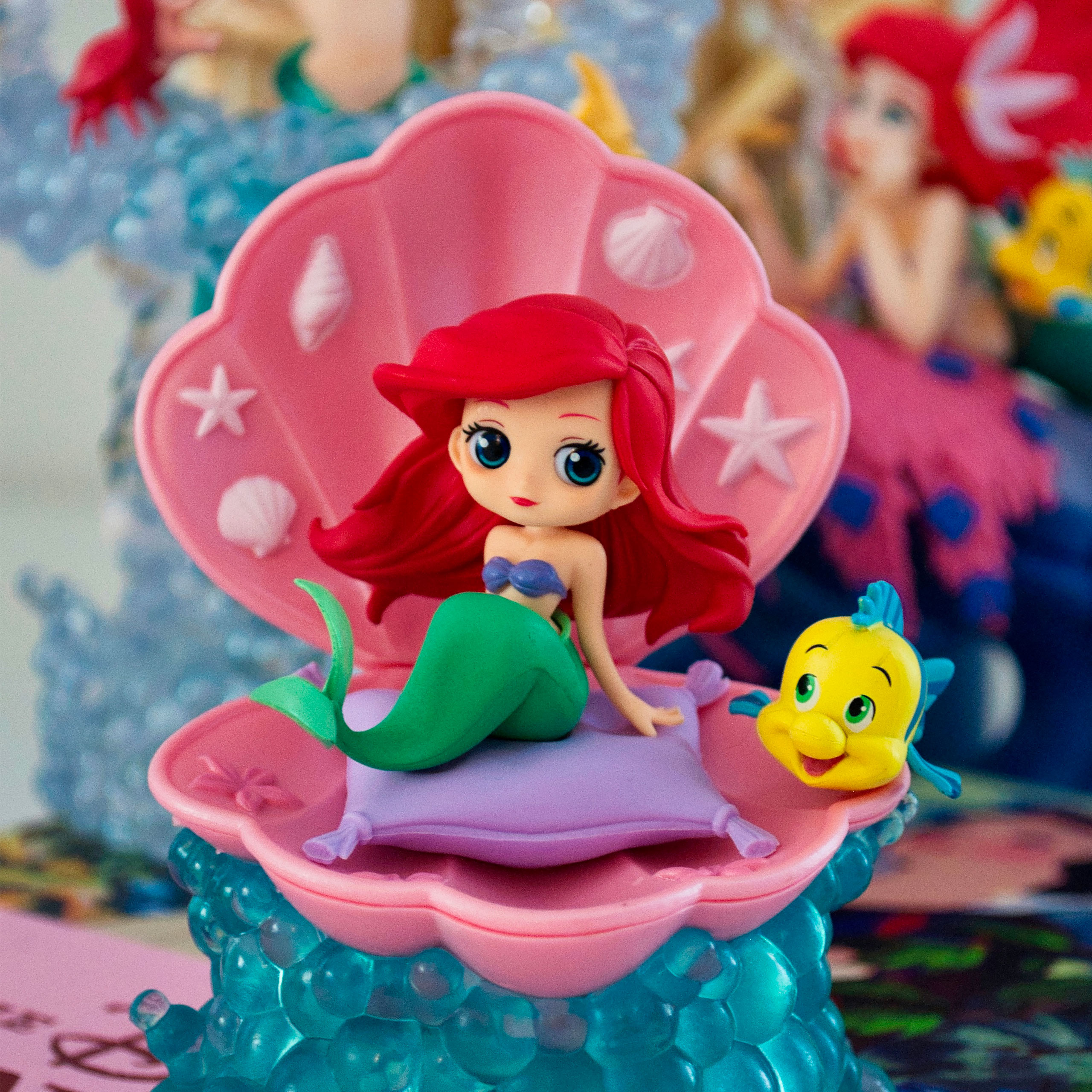 Arielle - Die kleine Meerjungfrau mit Muschel Q Posket Figur Version A