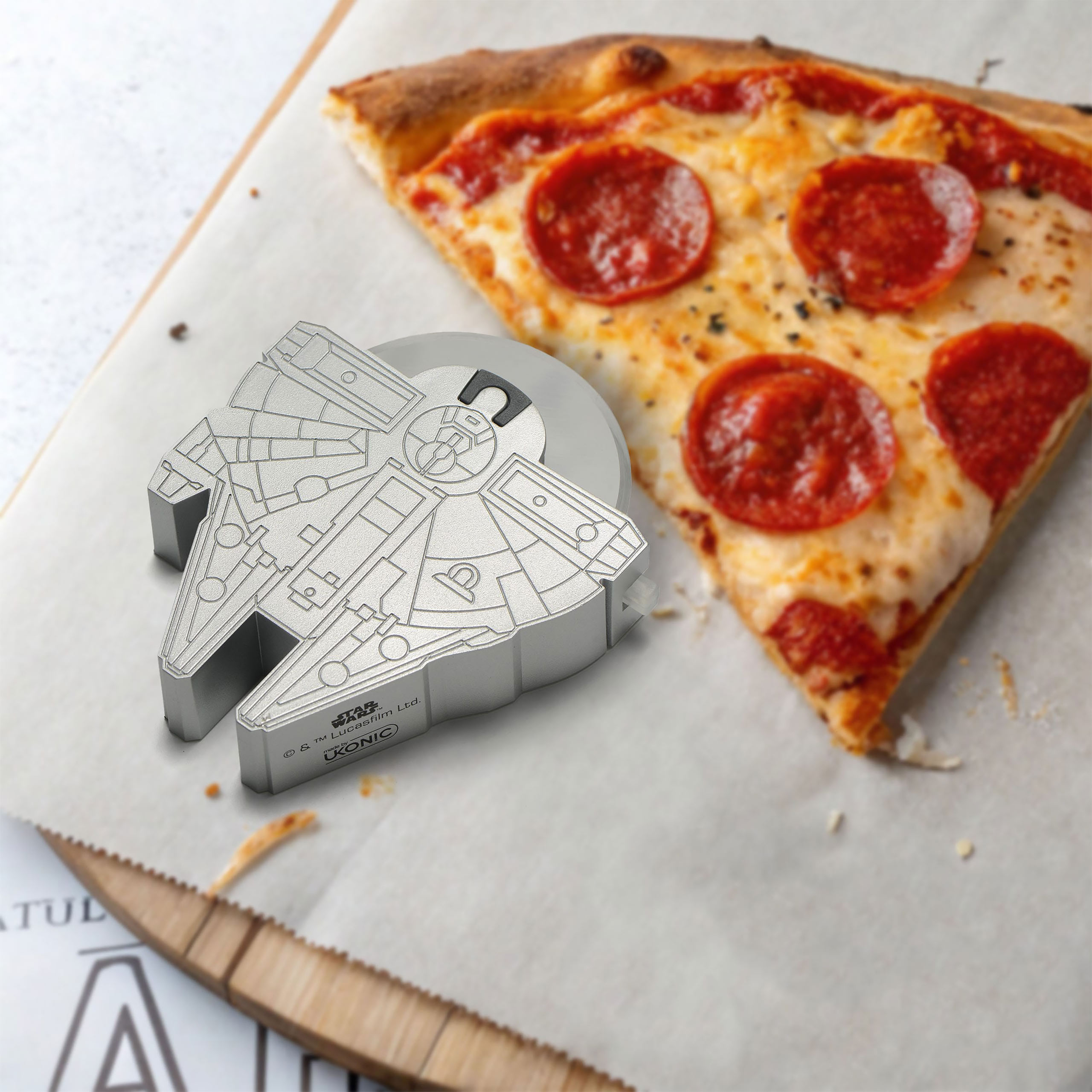 Découpe-pizza Faucon Millenium - Star Wars