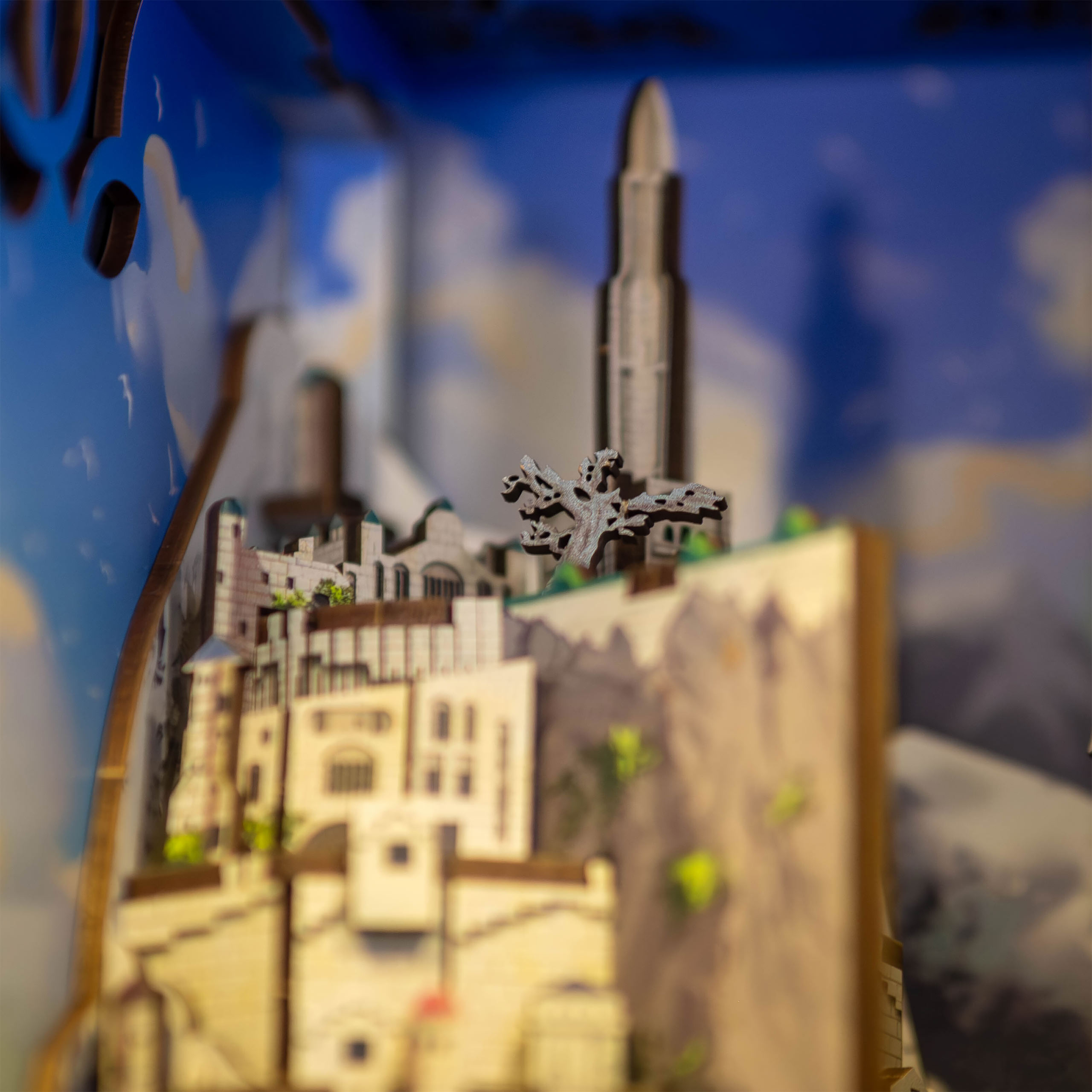 Il Signore degli Anelli - Minas Tirith Book Nook kit modello in legno