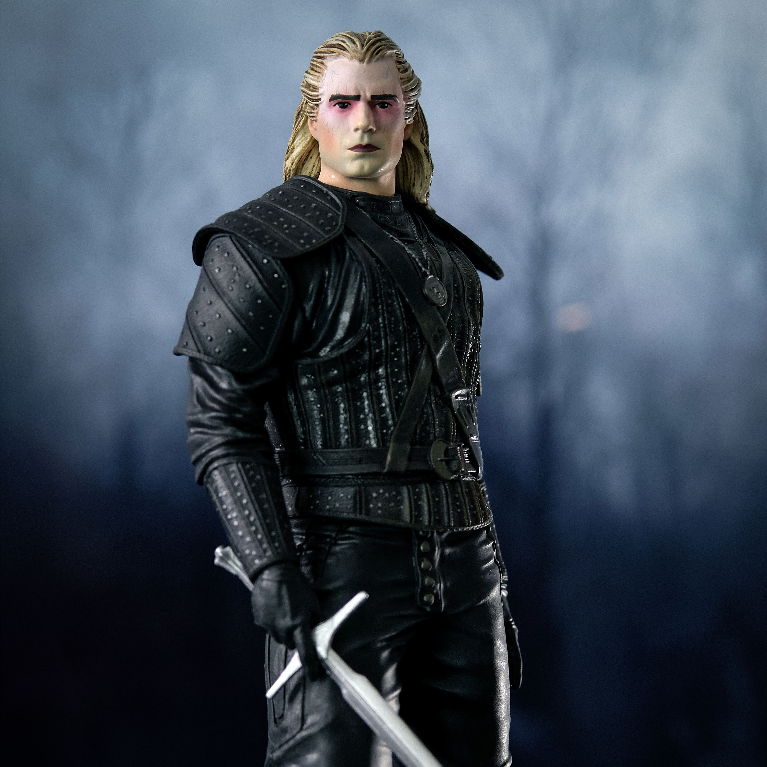 Witcher - Estatua de Geralt Transformado