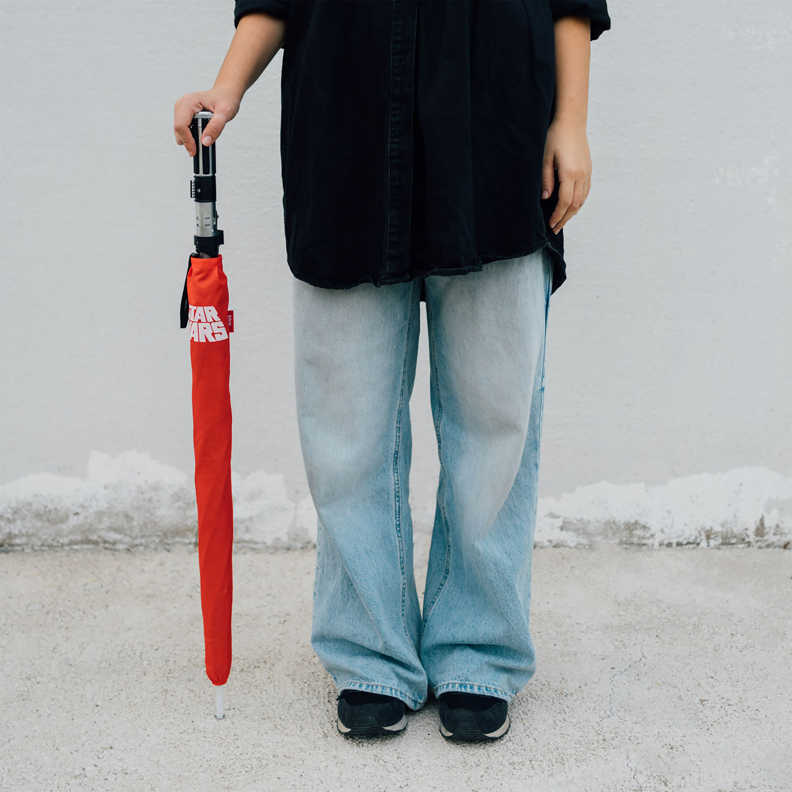 Darth Vader ljussabelparaply med ljusfunktion - Star Wars