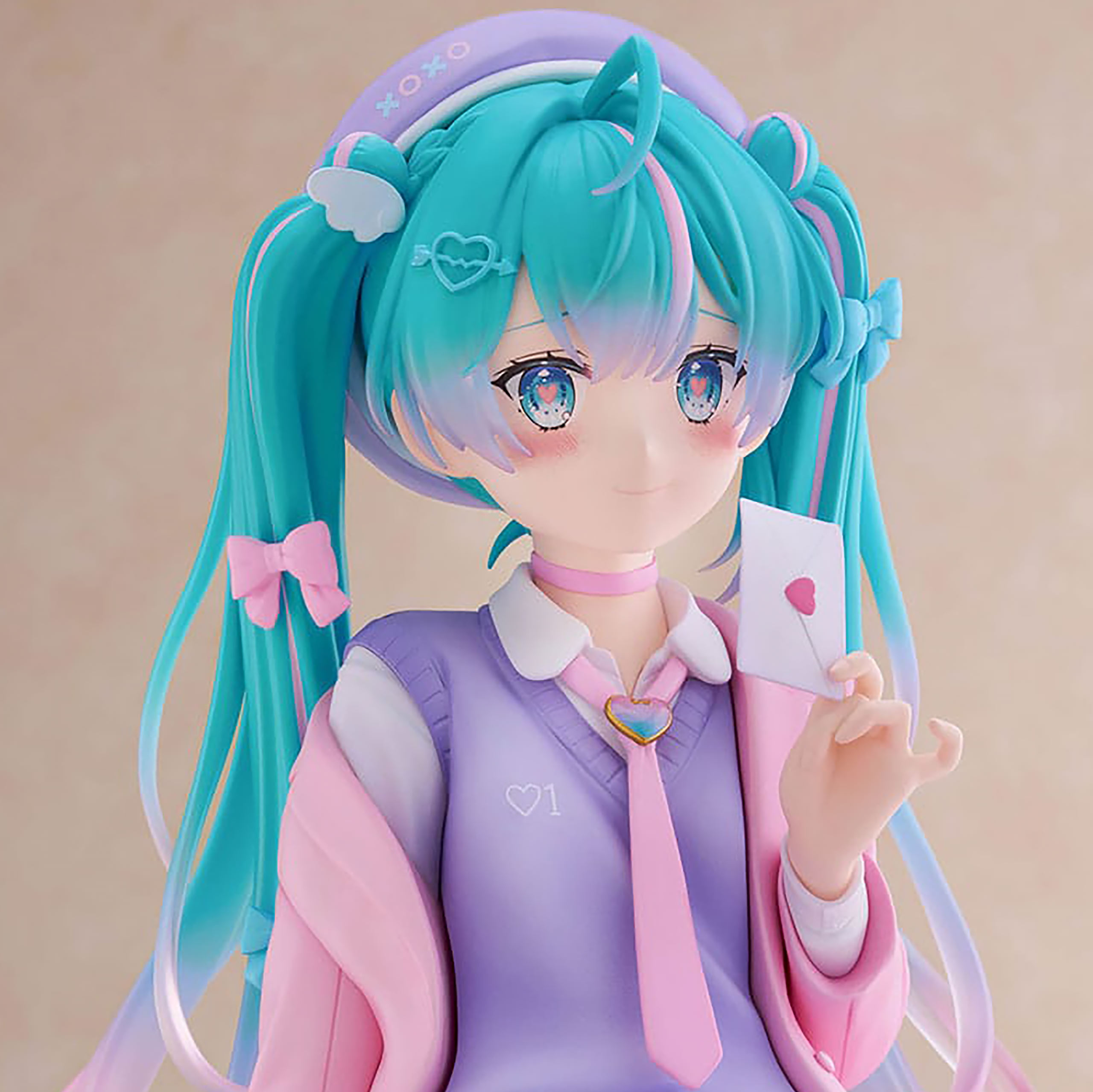 Hatsune Miku - Love Blazer Tenitol Noodle Stopper Statue