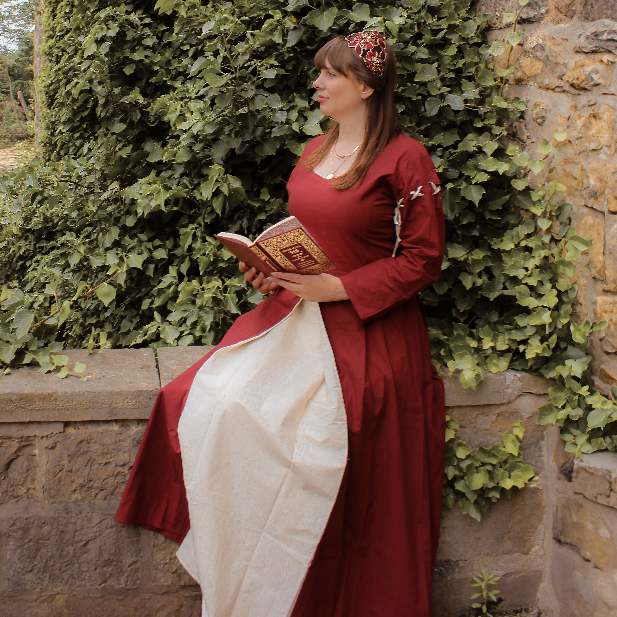 Medieval dress Larina red beige