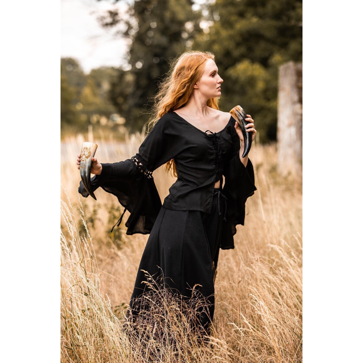 Medeltida blus Carmen svart