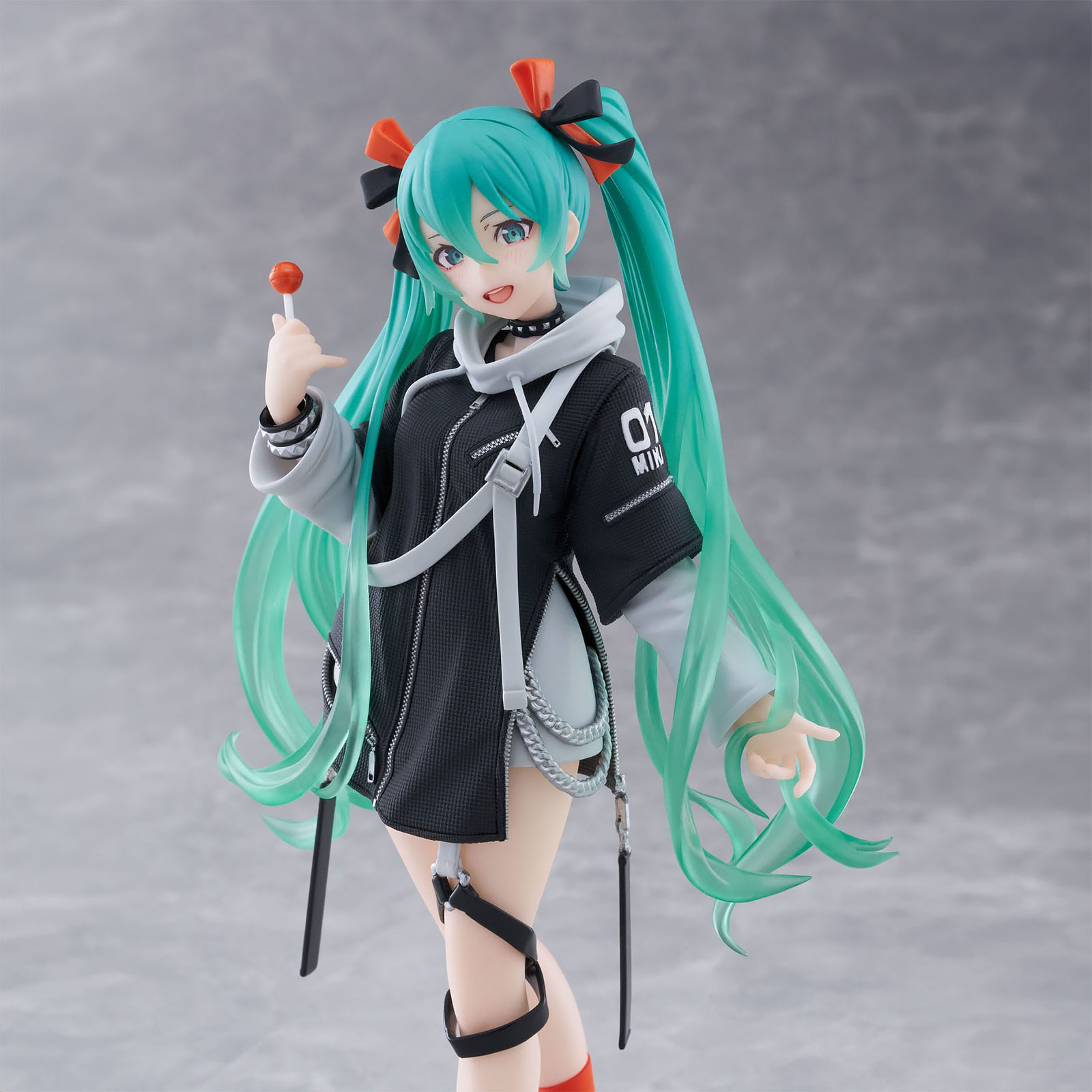 Hatsune Miku - Wonderland Figur Fashion Punk Version