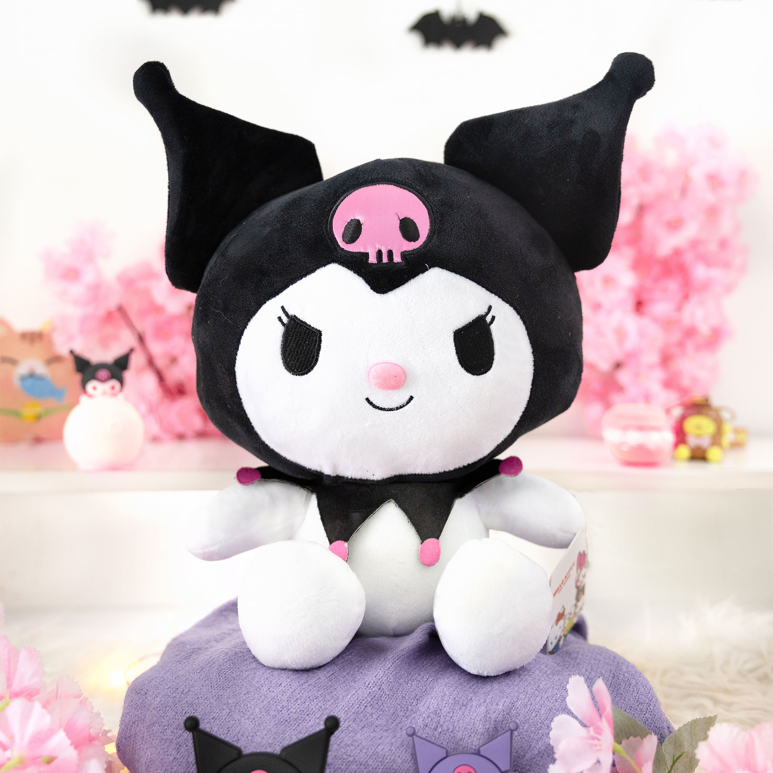 Sanrio - Figurine en peluche Hello Kitty Kuromi