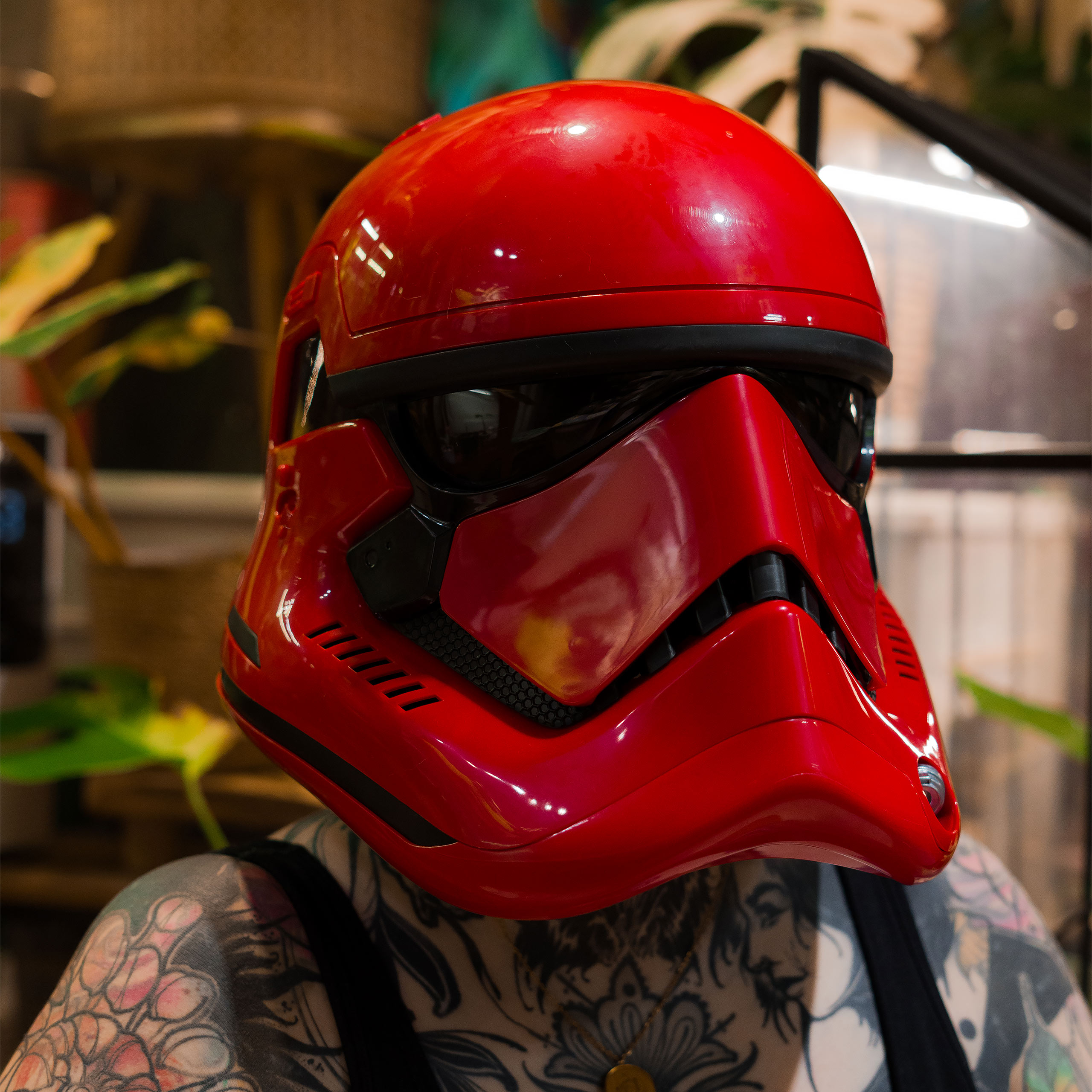 Star Wars - Galaxy's Edge Captain Cardinal Black Series Helmet Replica