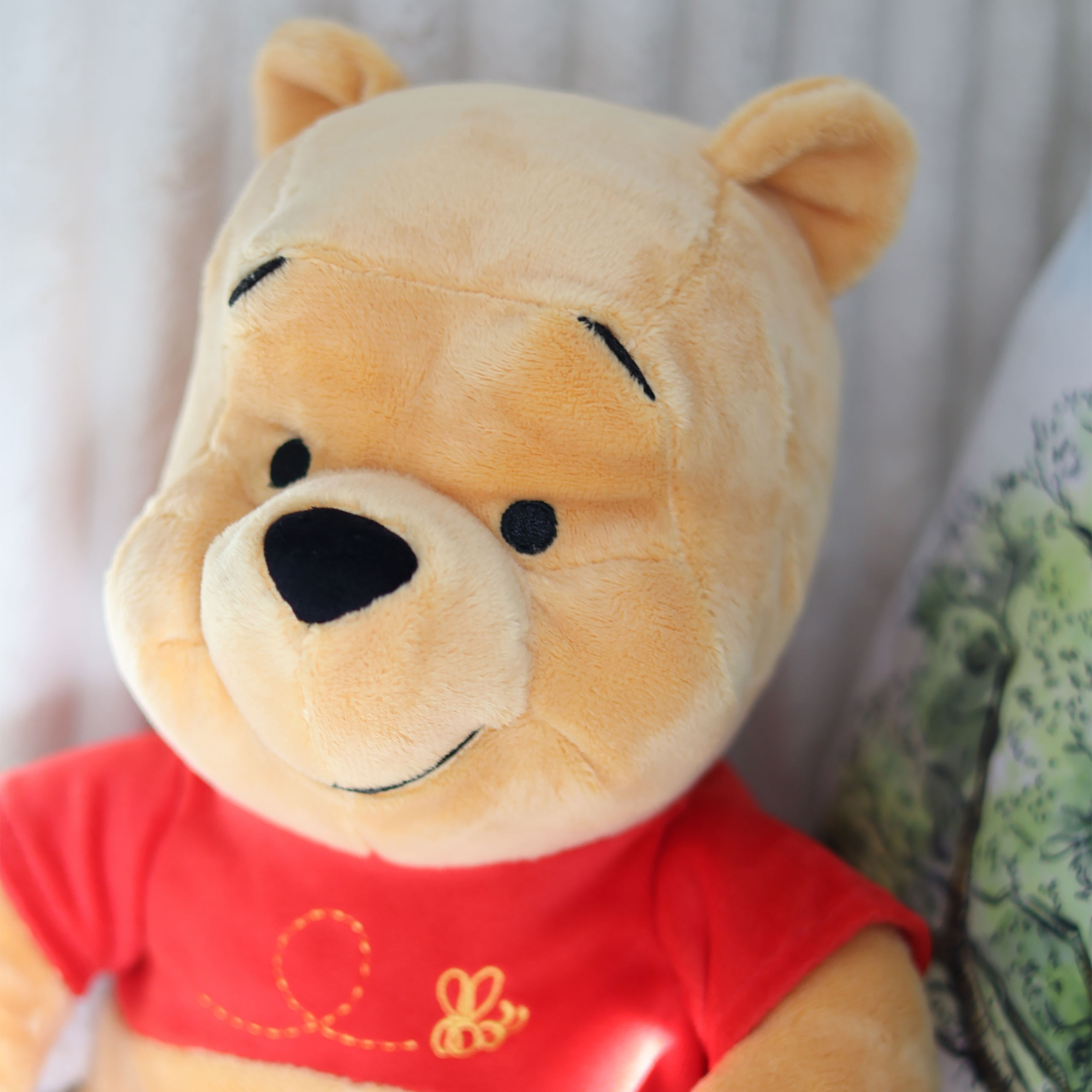 Winnie Puuh - Plüsch Figur sitzend 30 cm