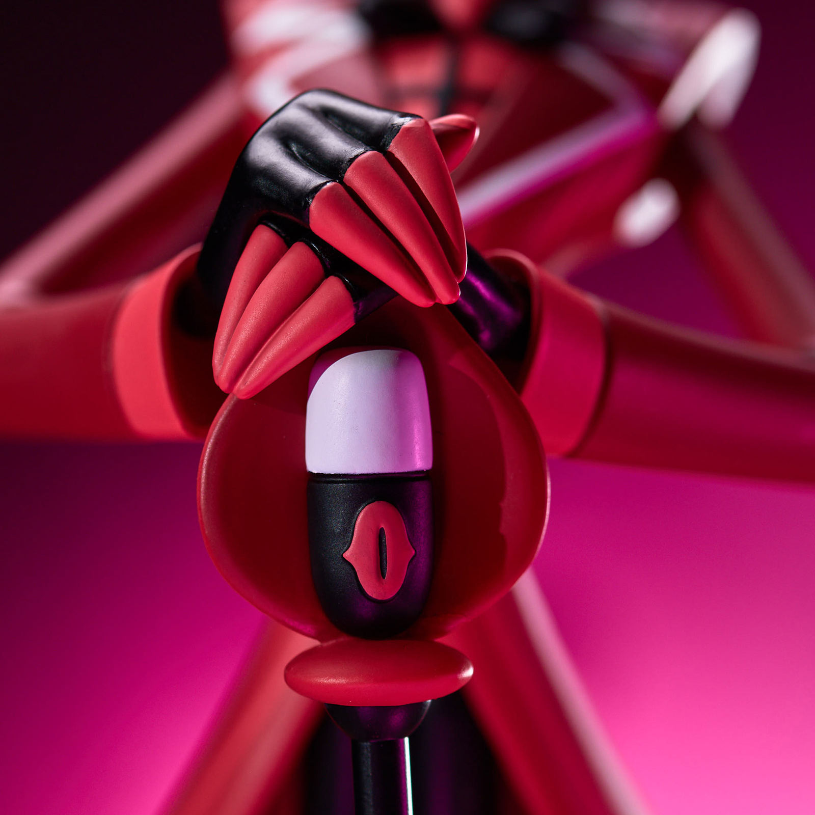 Hazbin Hotel - Alastor Statue