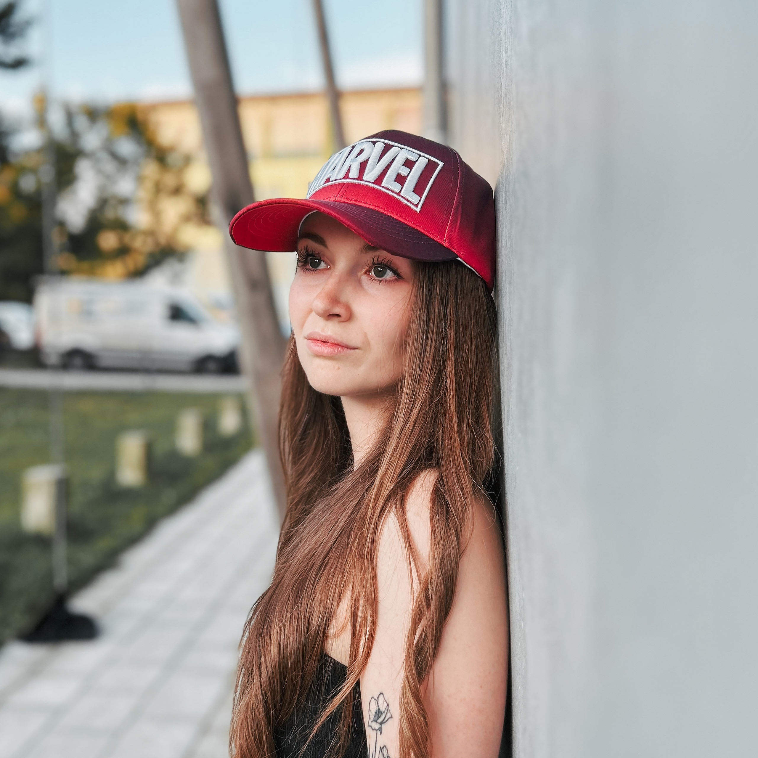 Marvel - Cappello con logo rosso