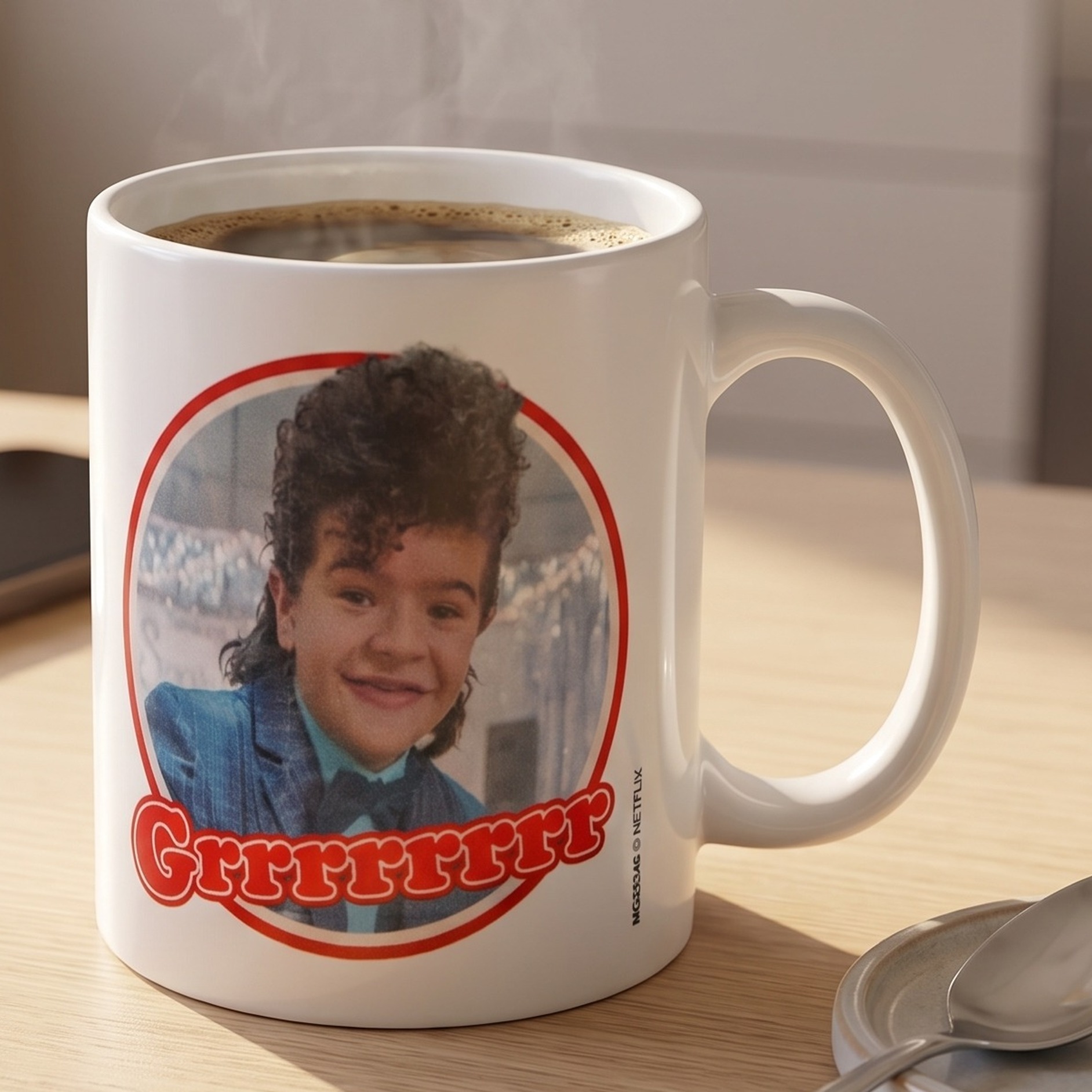 Stranger Things - Tazza Dustin Snowball Dance