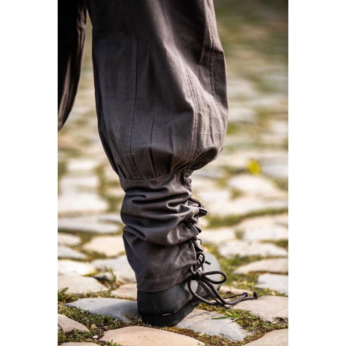 Mittelalter Hose Tiago mit Beinschnürung braun