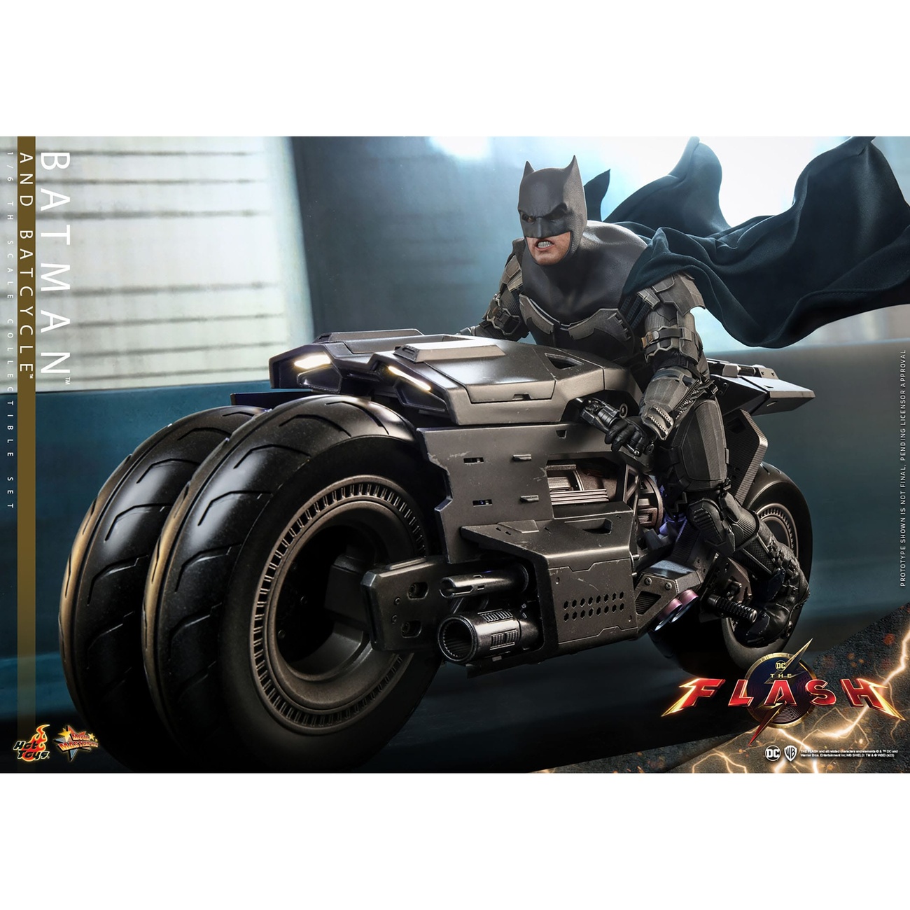 The Flash Movie Masterpiece figura de acción con vehículo 1/6 Batman & Batcycle set 30 cm